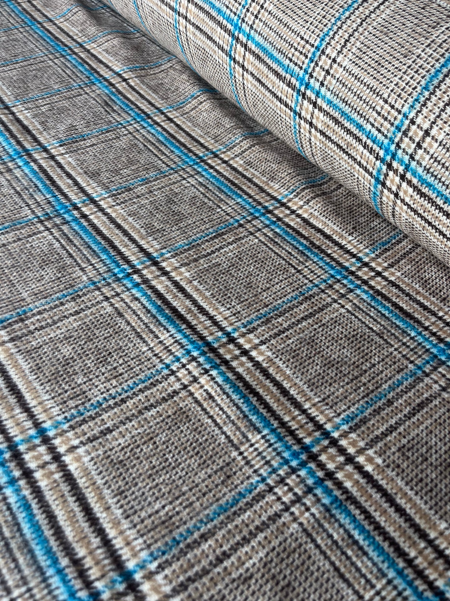 LISA 040 blue/ecru/brown checkered heavy cotton tweed