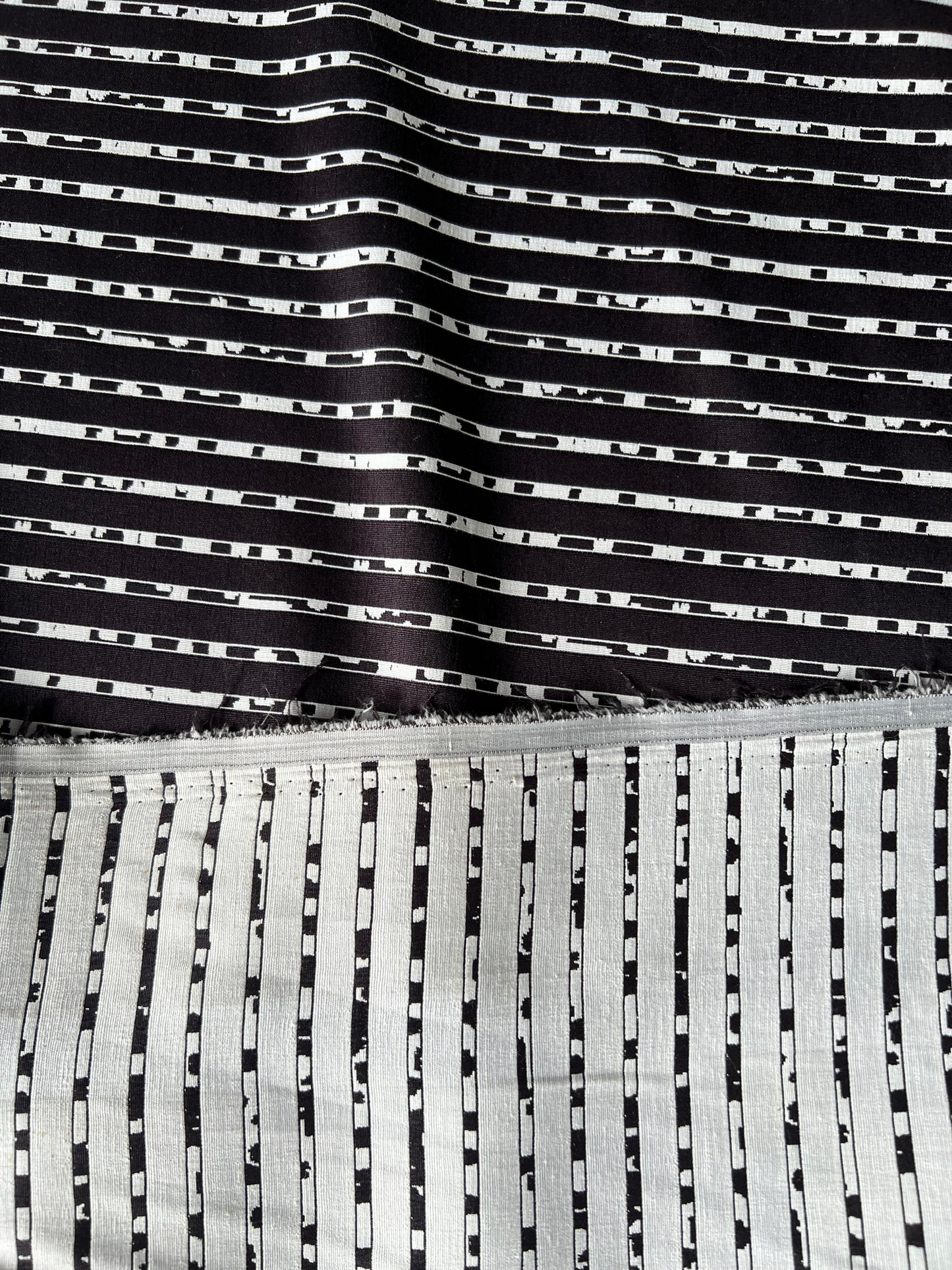 Wallet on diet 029 cotton stretch jacquard black /white