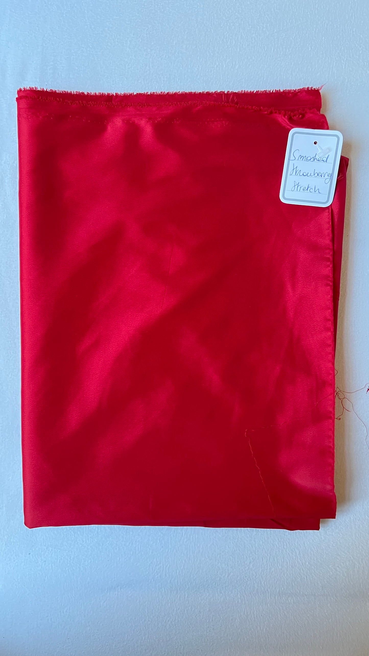 Lining smashed strawberries stretch