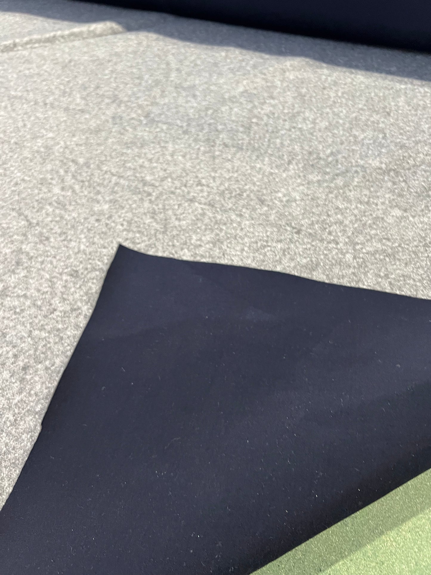 Flip side 024 grey wool double face navy