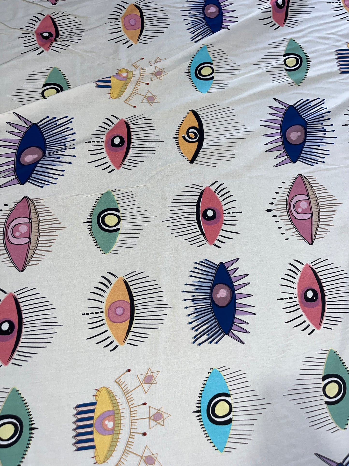 Boniface 013 viscose eyes cobalt blue/purple