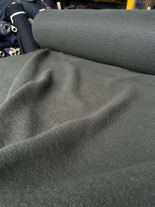 LISA 086 Hunter Green heavy boiled wool