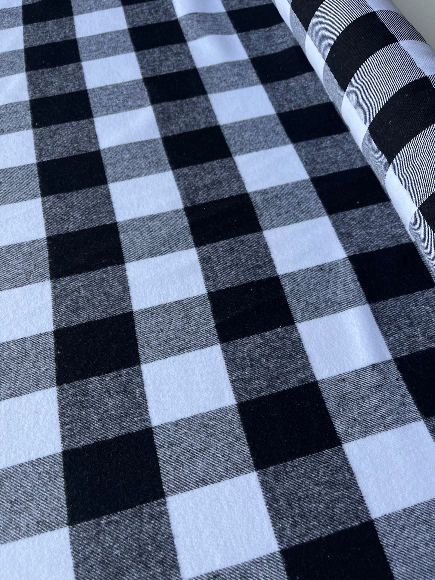 LISA 035 black White checkered heavy cotton flannel