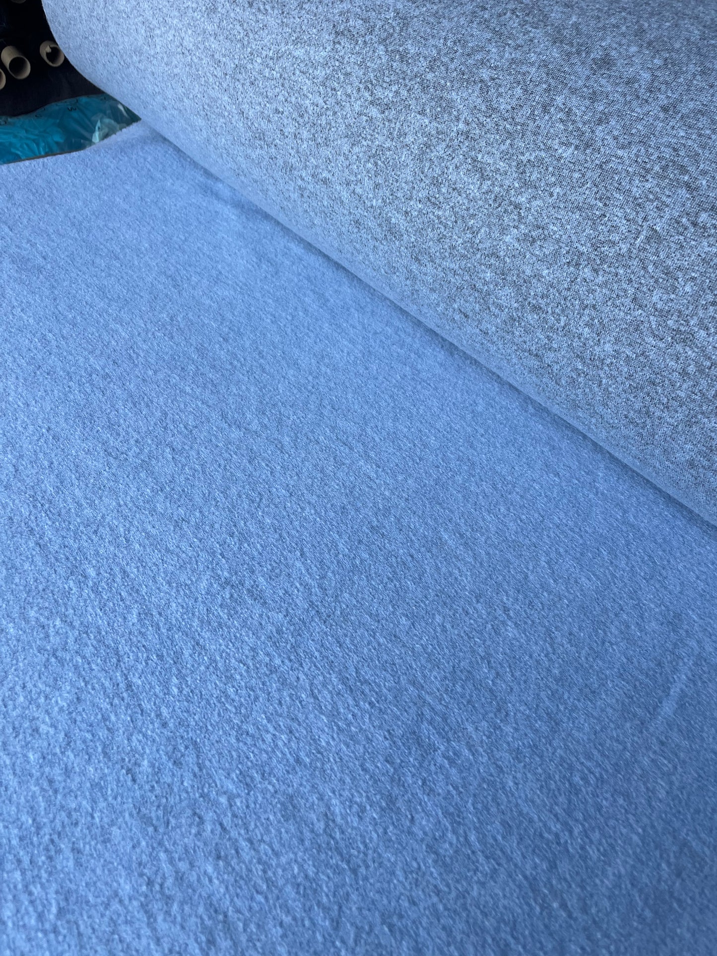 LISA 047 cyan heavy boiled wool