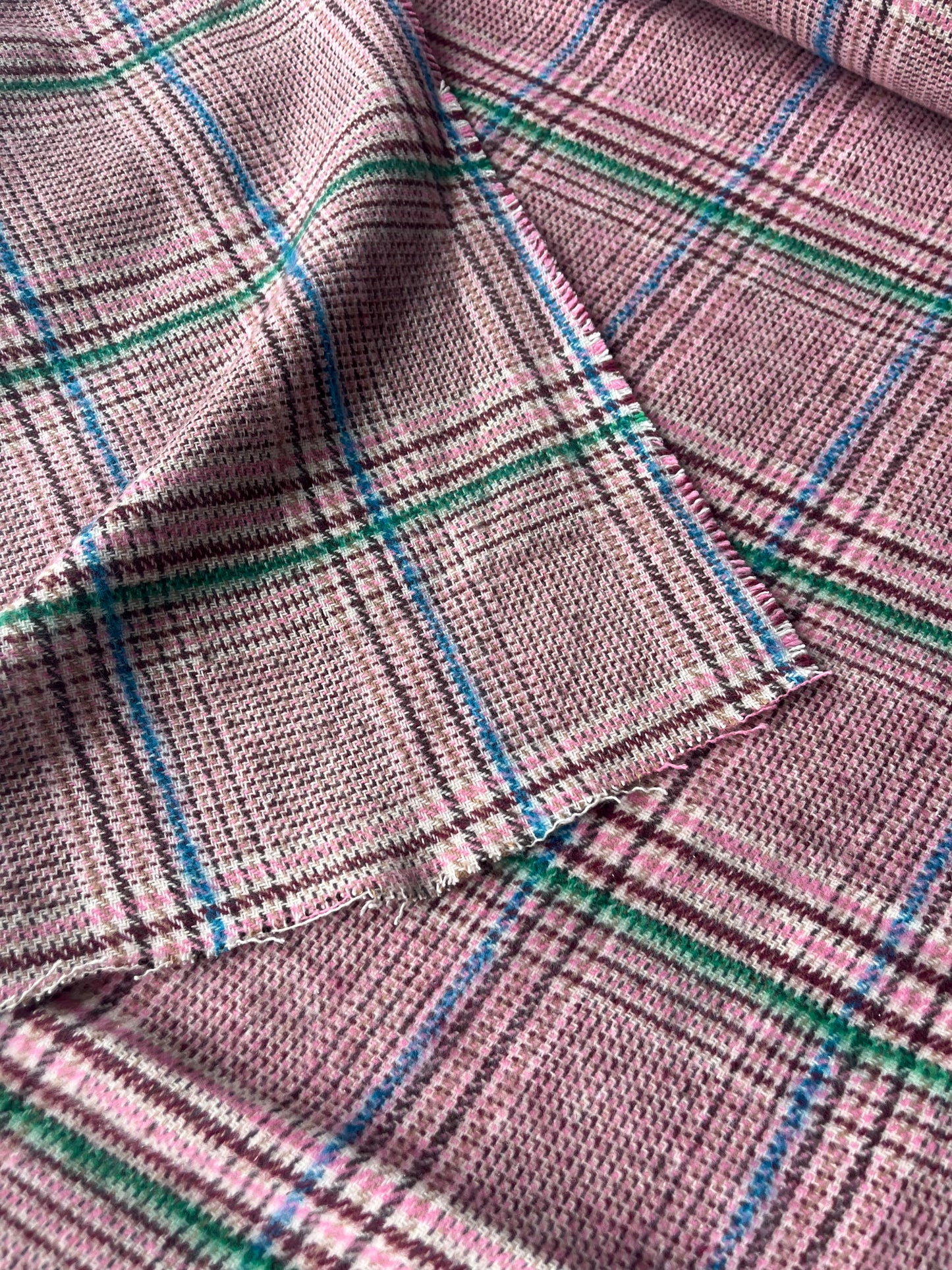 LISA 003 light pink green blue checkered heavy cotton tweed