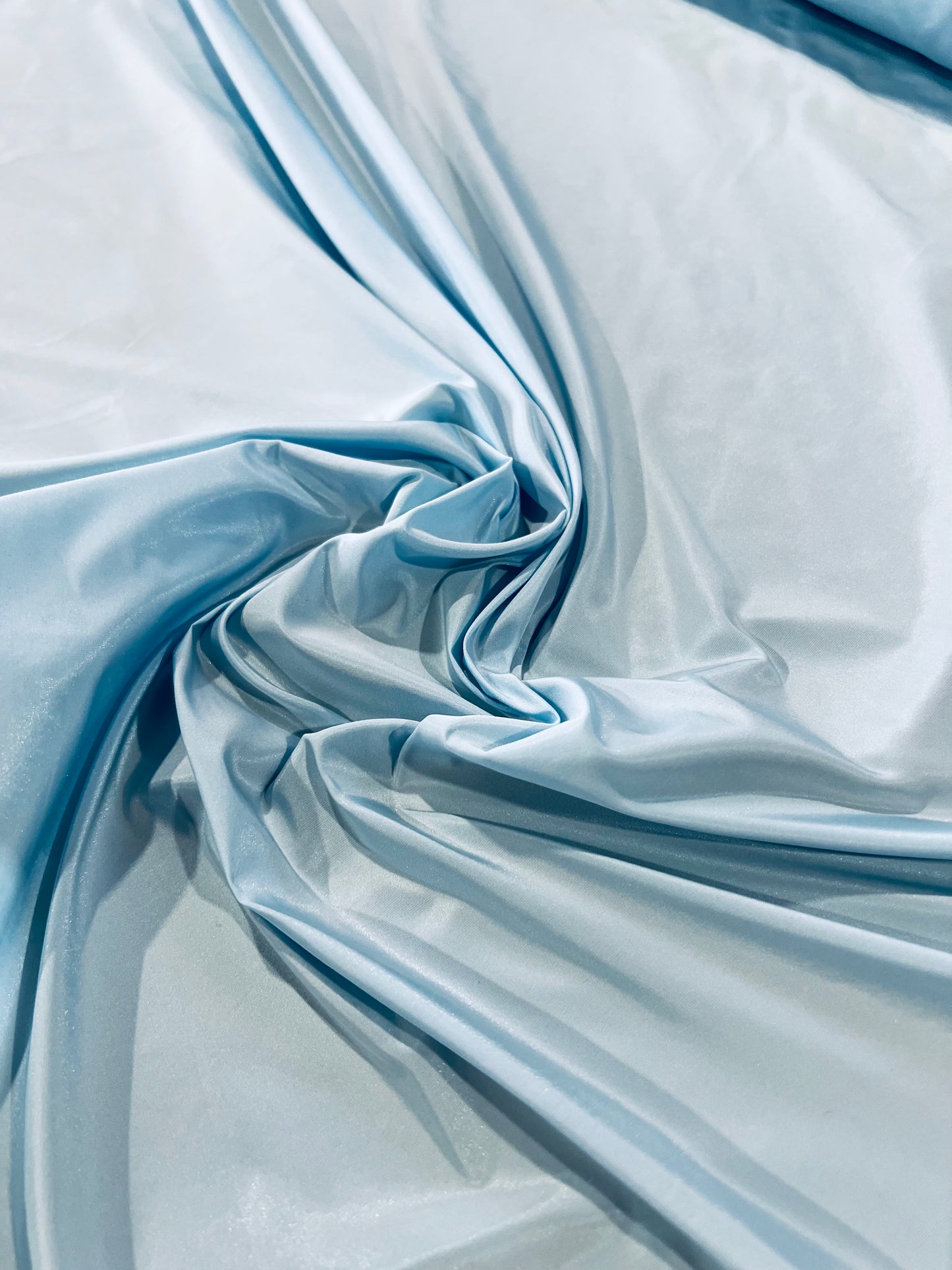 Light Taft 003 ice blue