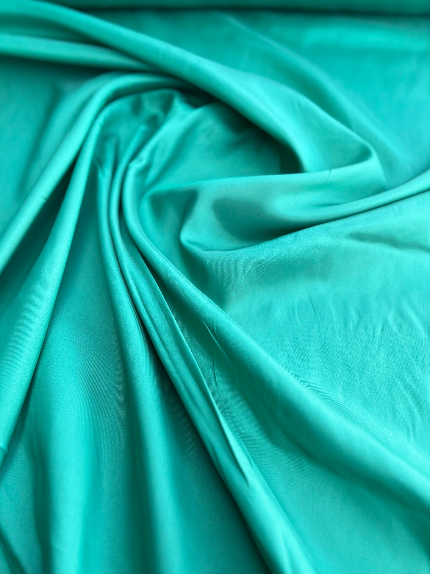 Lining royal green