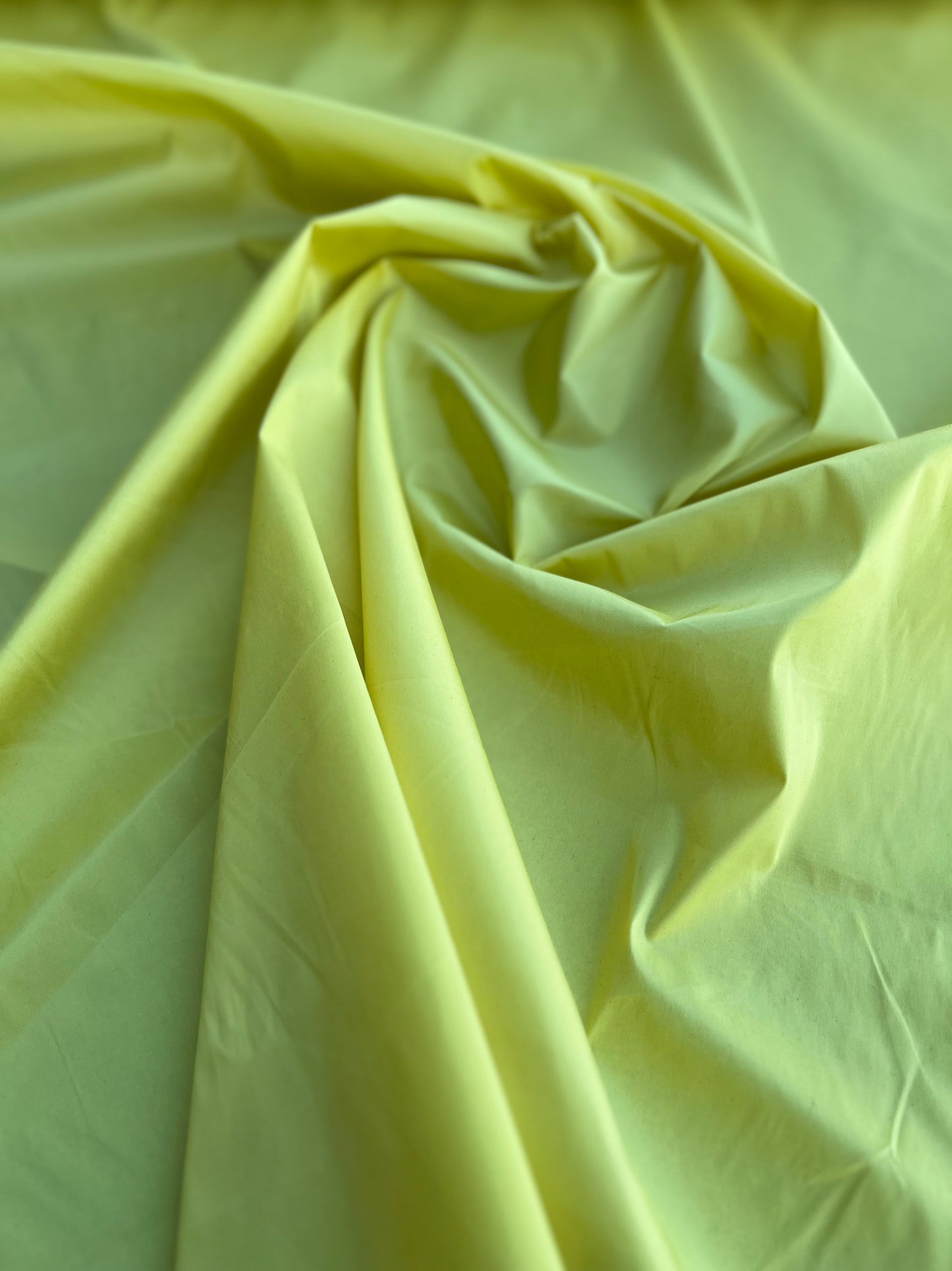 Lining yellow