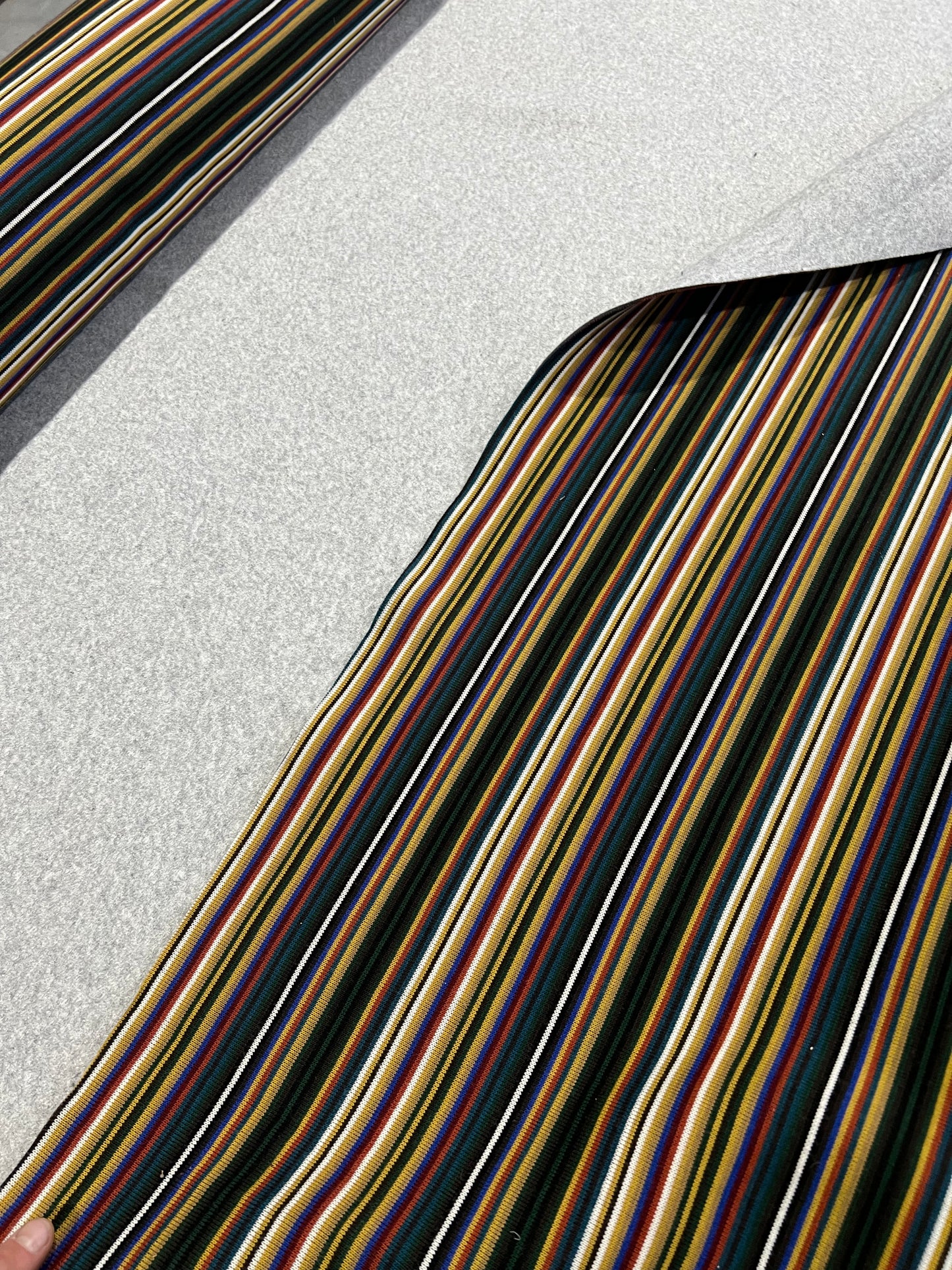 Flip side 043 festival stripes double face light grey