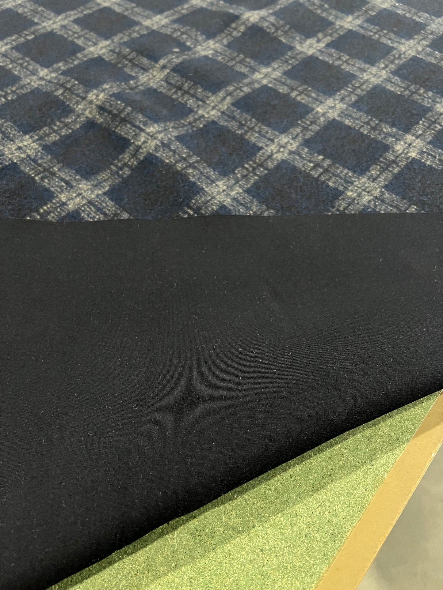 Flip side 045 multi blue check double face navy