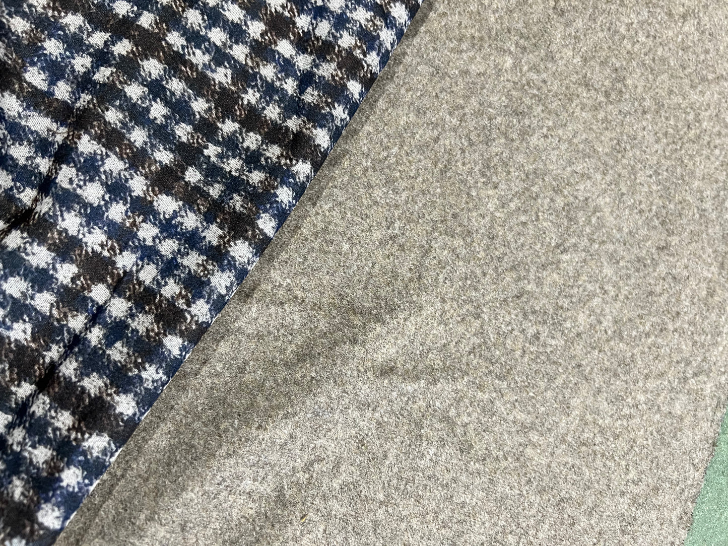 Flip side 047 blue brown greycheck double face taupe