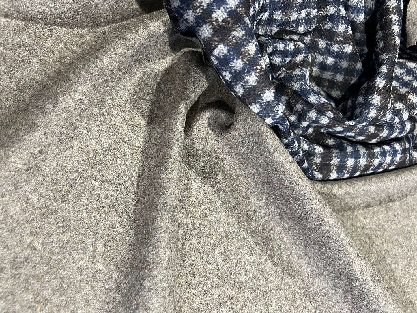 Flip side 047 blue brown greycheck double face taupe