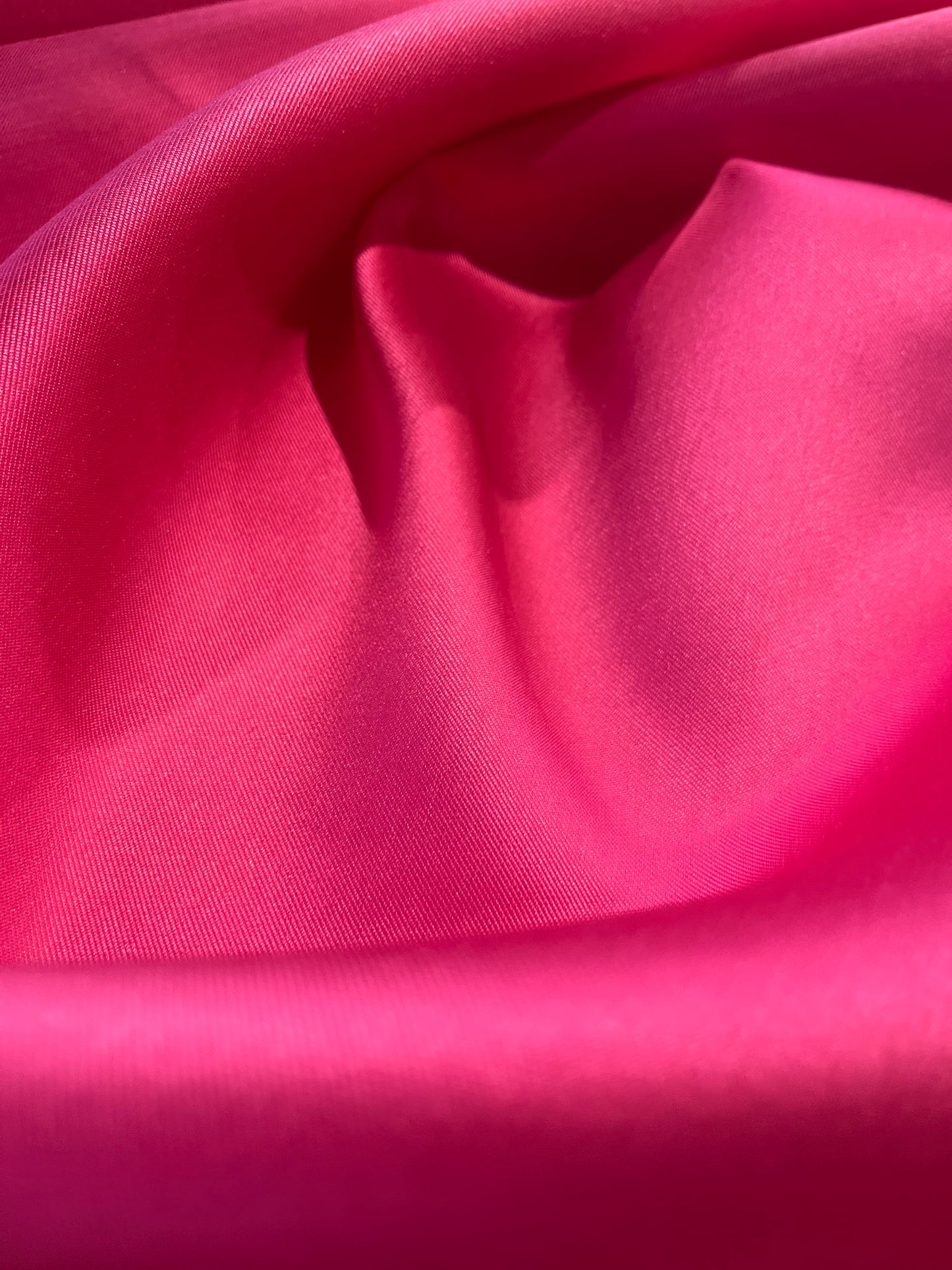 LOTTI 023 heavy parachute fabric intense pink