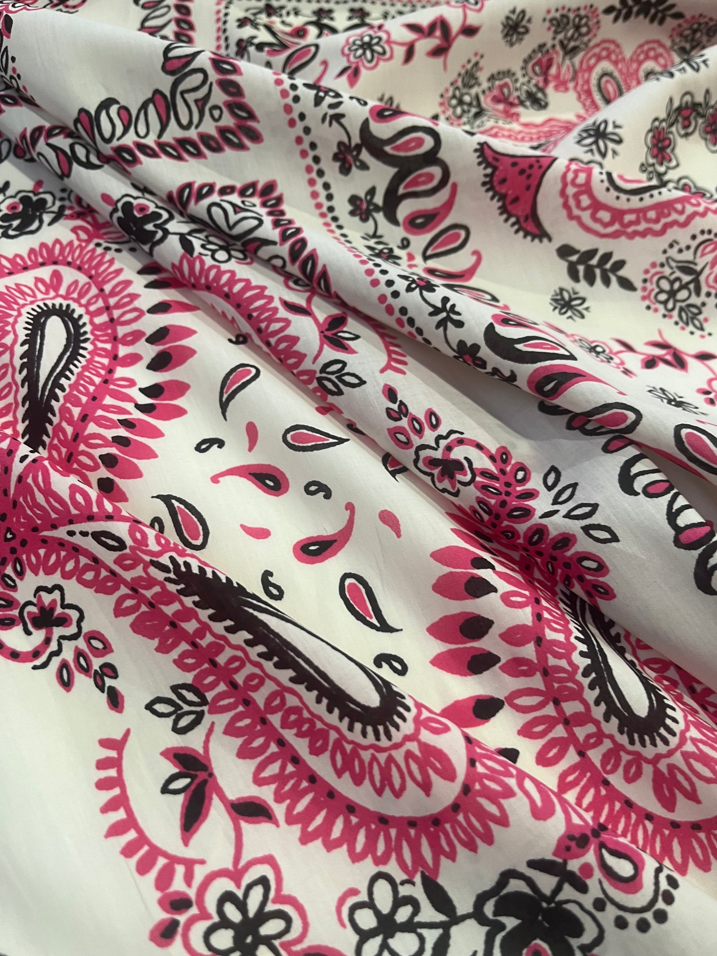 LOTTI 024 cotton poplin cashemere foulard style