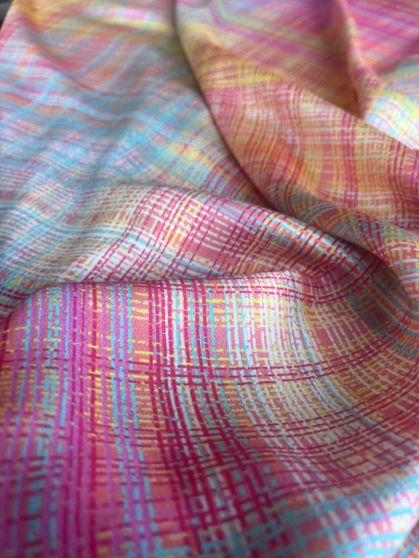 RW 010 viscose satin checkered print bright colours