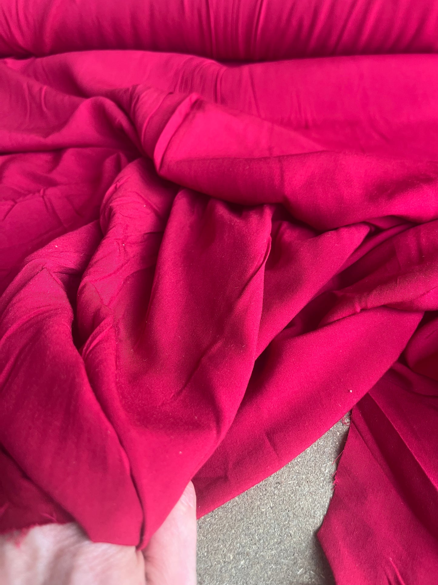 RW 030 viscose stretch red