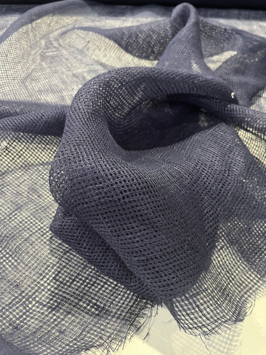 AXELLE 011 100% linen filet navy