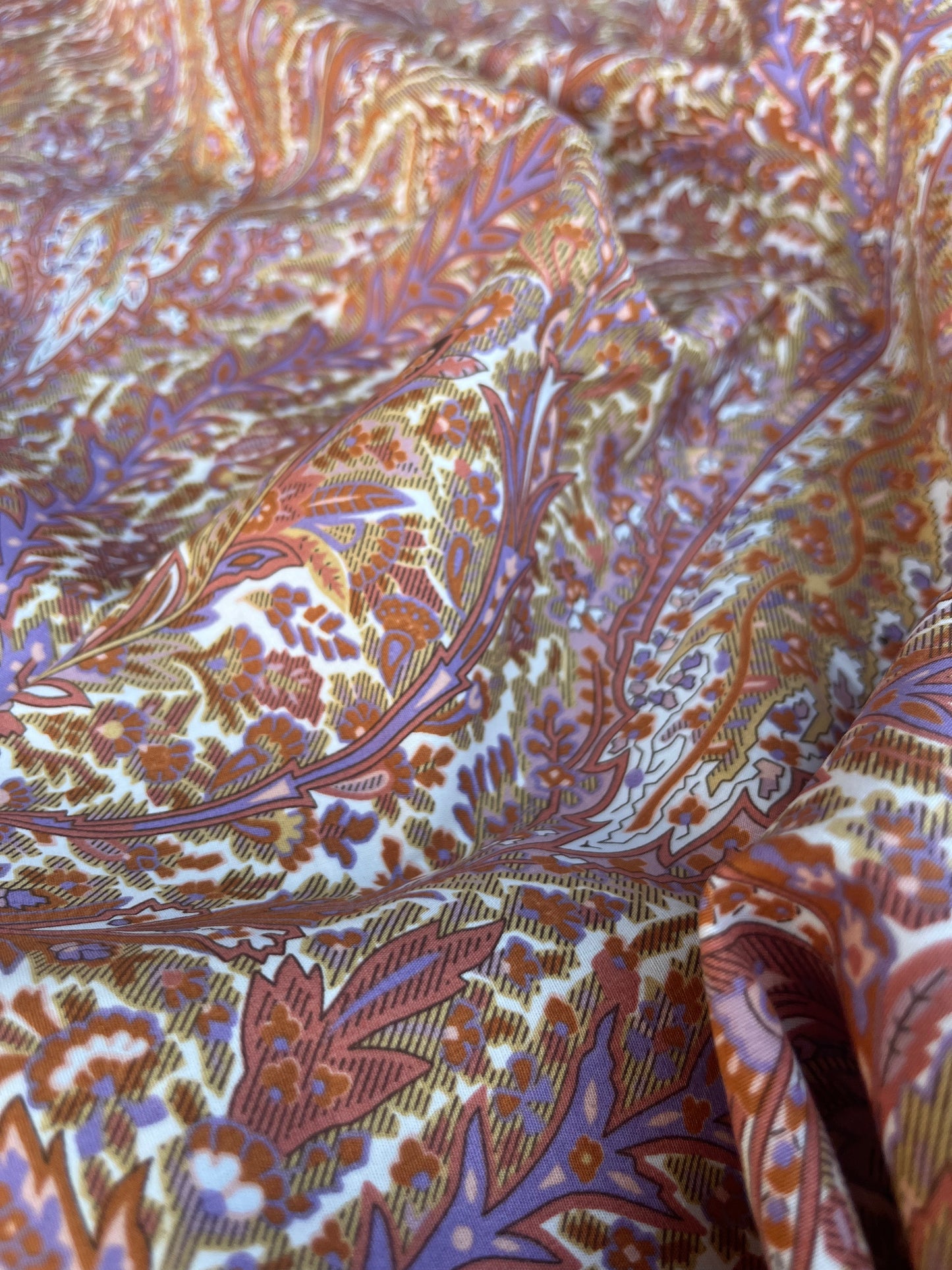 RW 039 poplin stretch with cashemere print