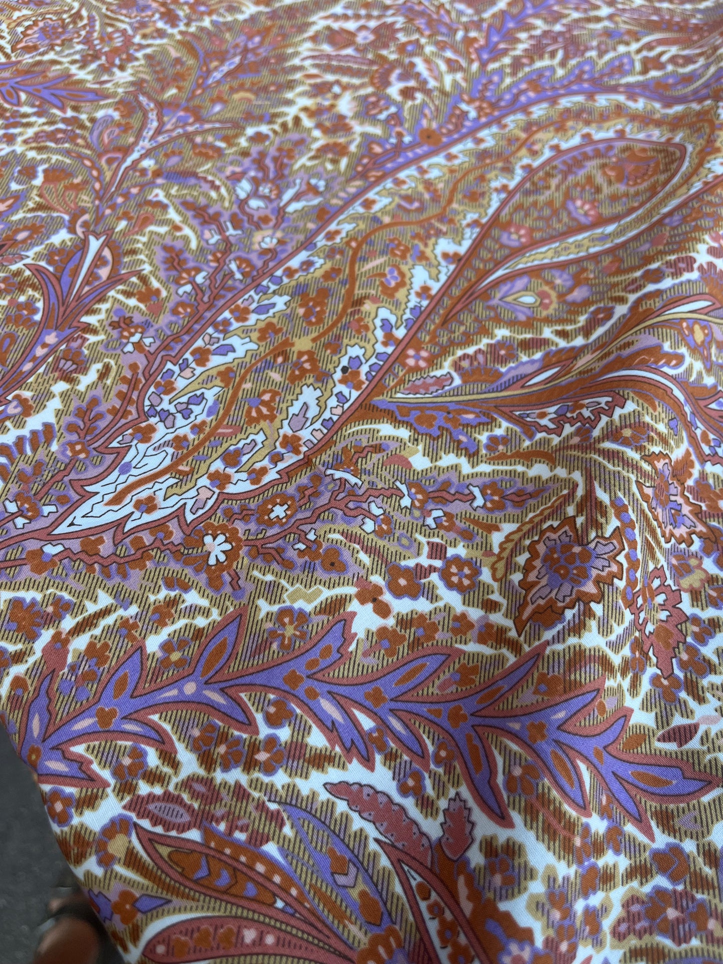 RW 039 poplin stretch with cashemere print
