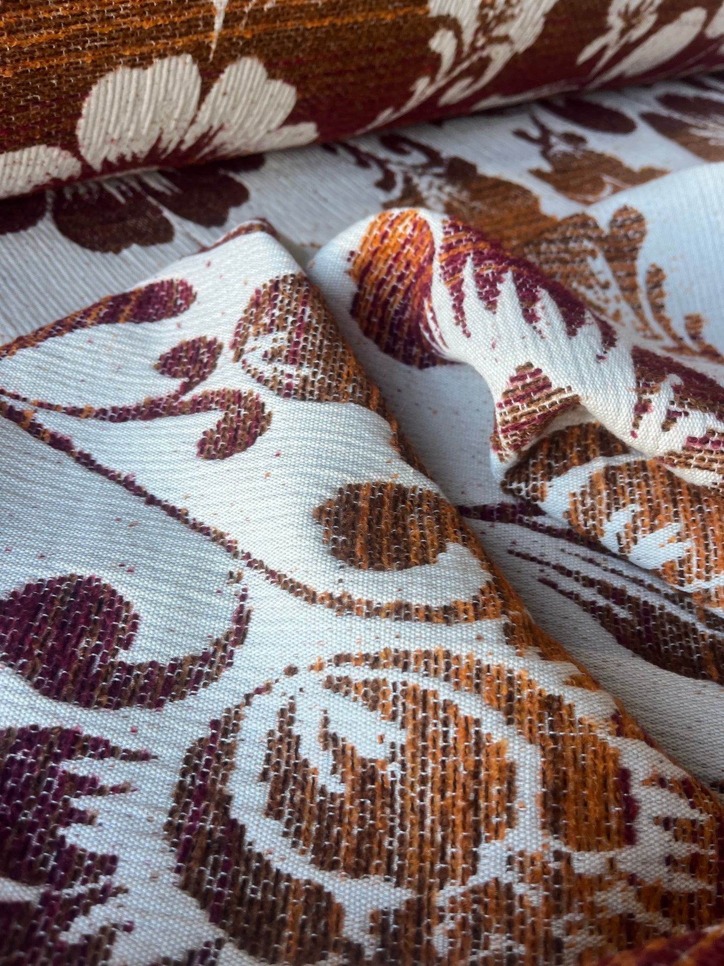 INGA 003 wool jacquard orange/red giant flower