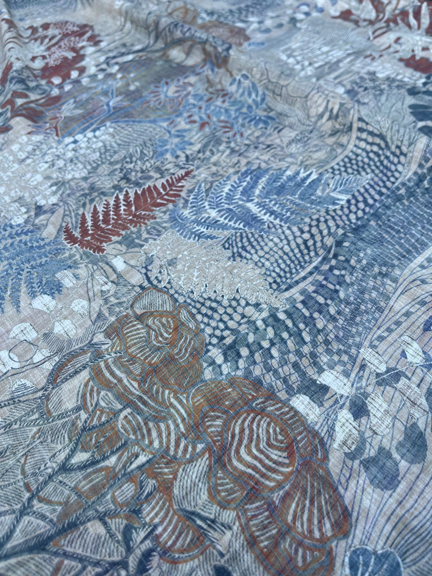 RW 047 viscose fibrane with print