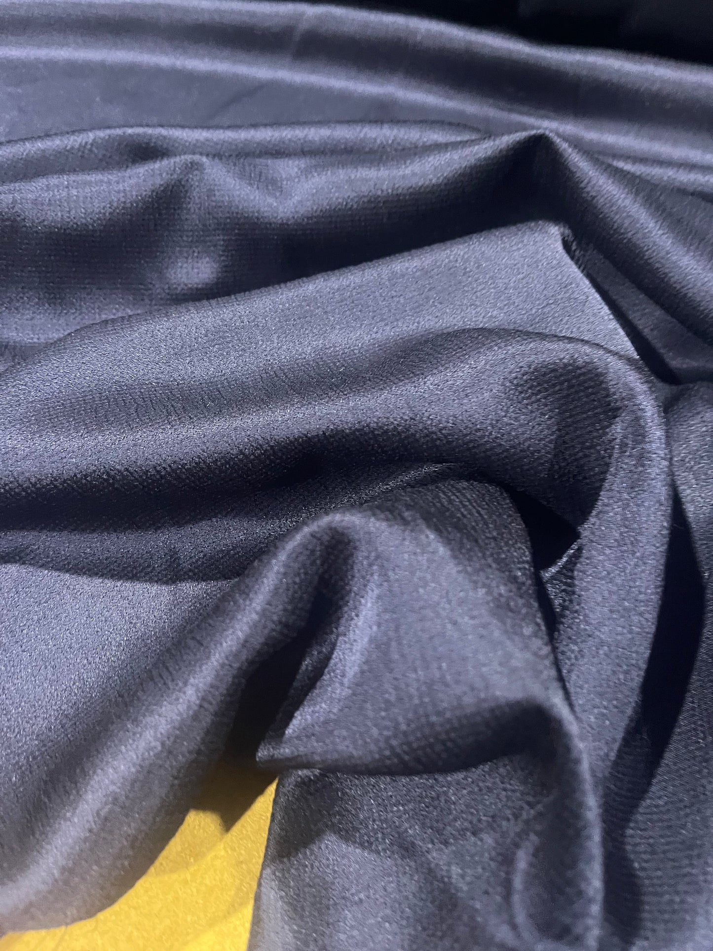 E02 viscose crepon satin navy