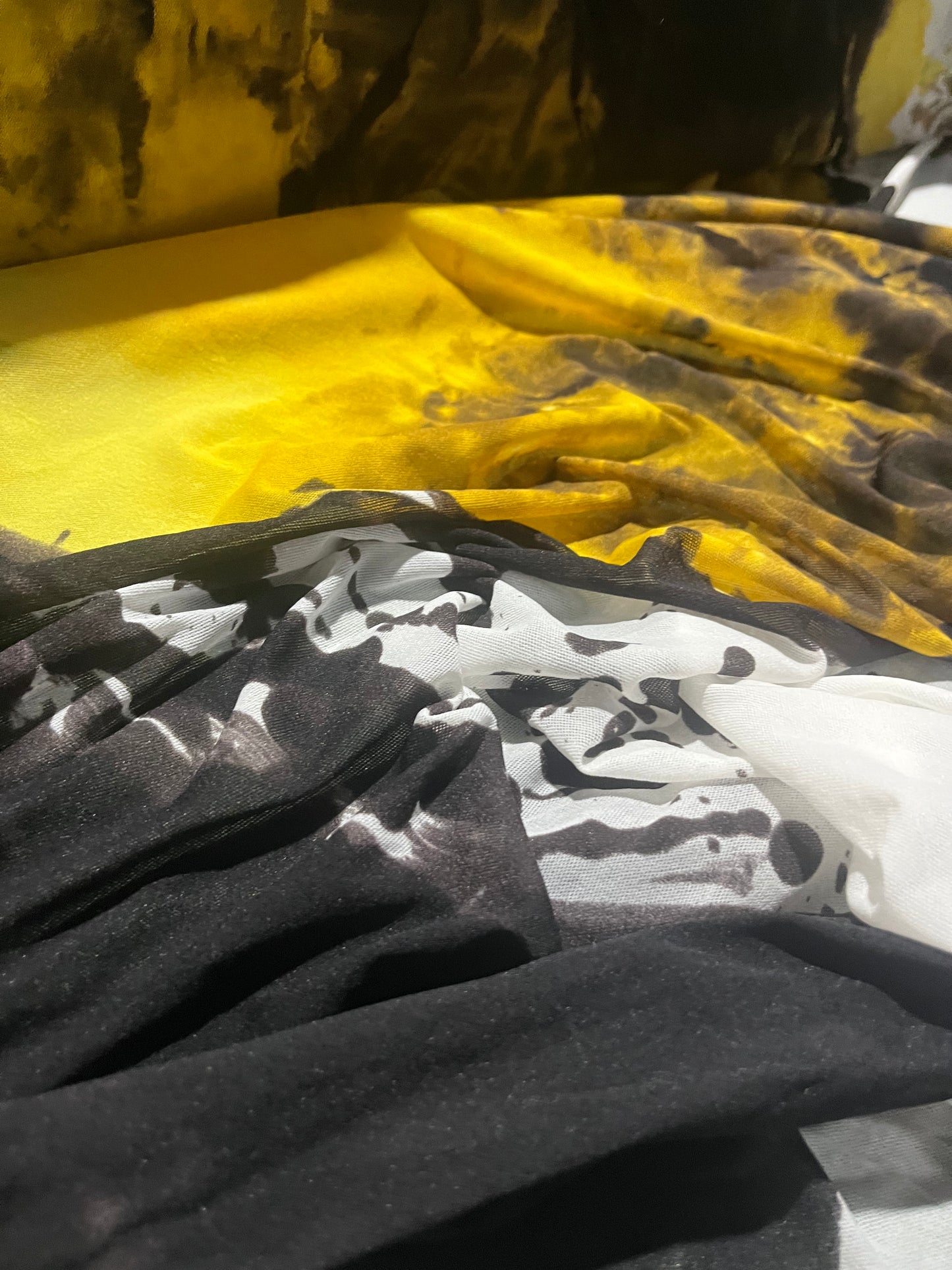 ALBA 014 mesh (resille) giant tie-dye print