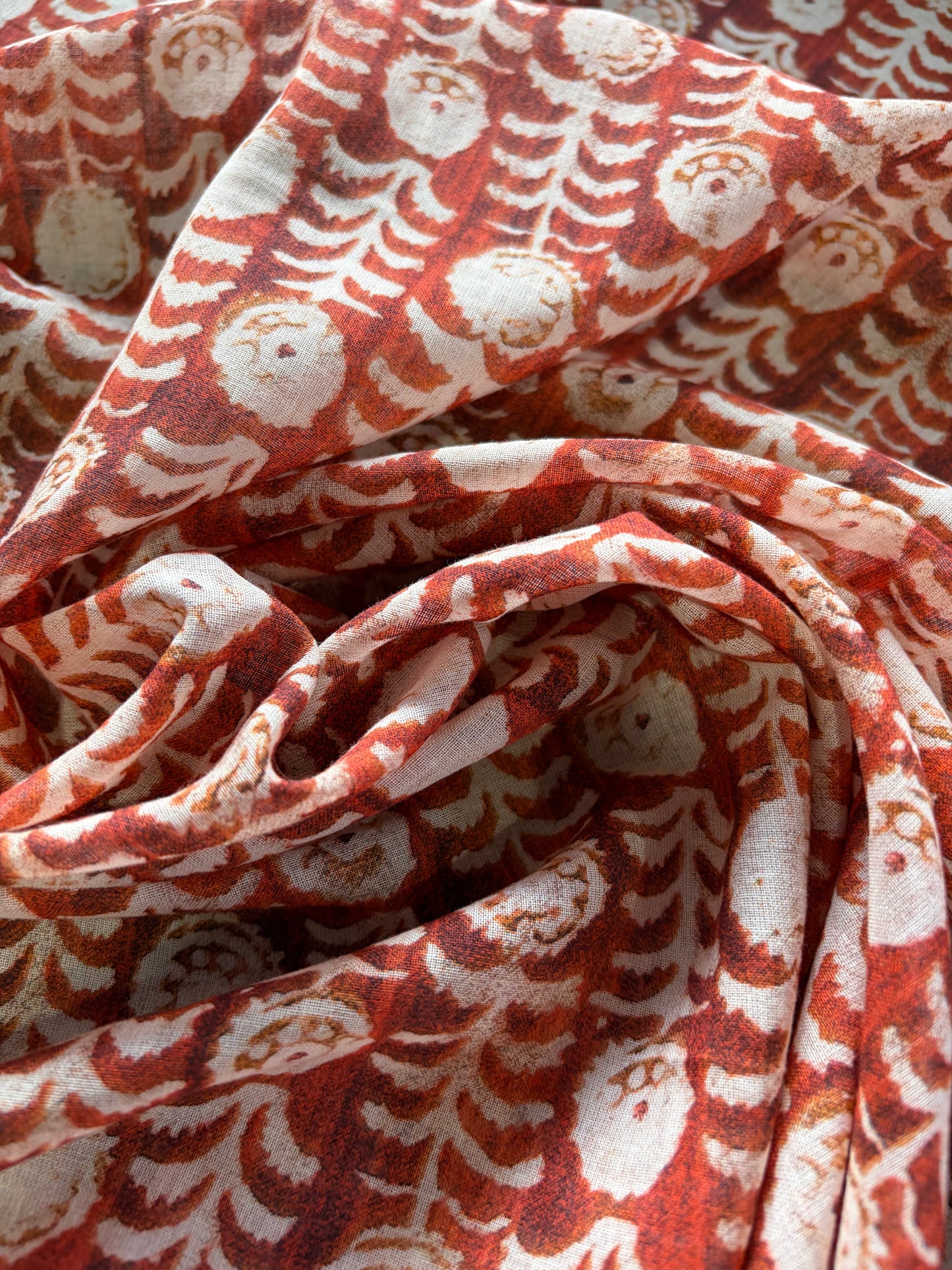 APU 009 rusty ikat flowers floral cotton voile