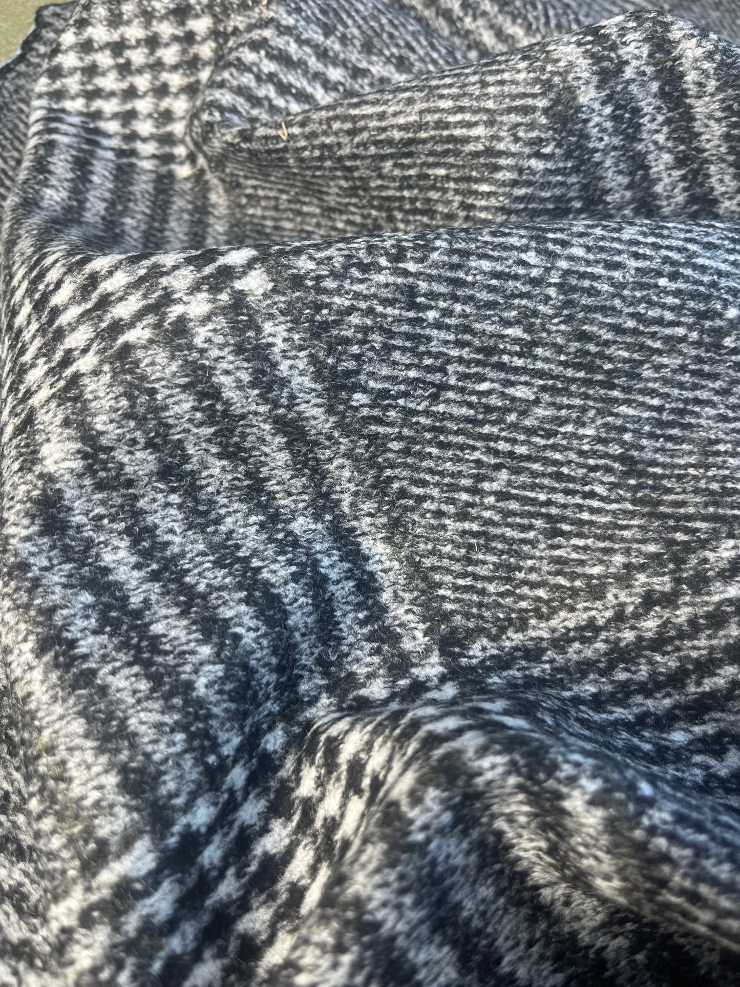 WINDSOR 004 boiled wool grey check
