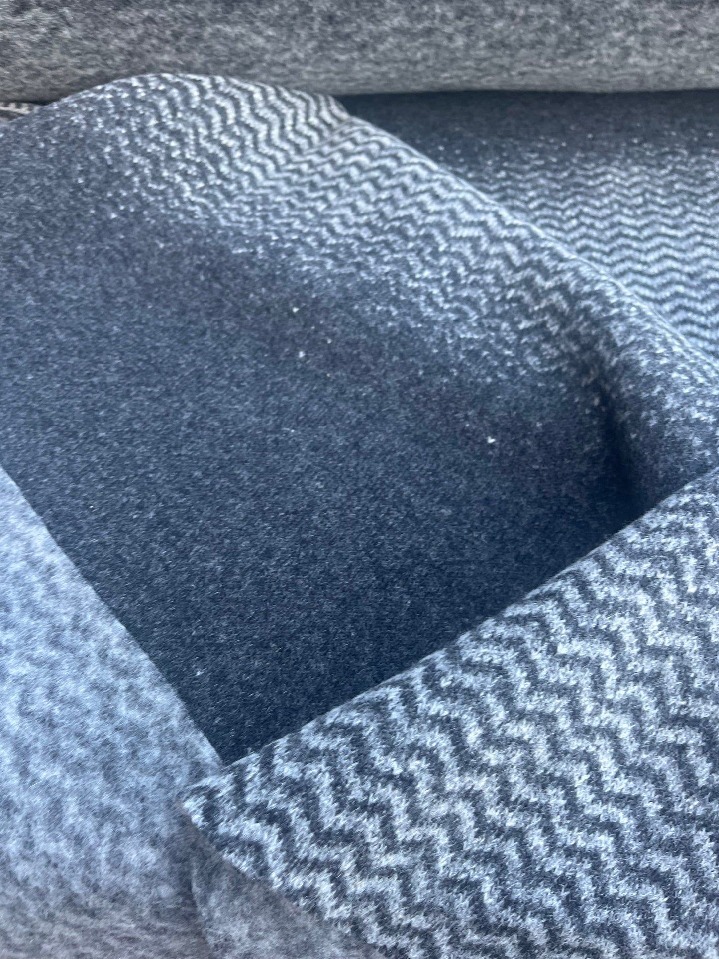 WINDSOR 005 heavy boiled wool with repeat stripe