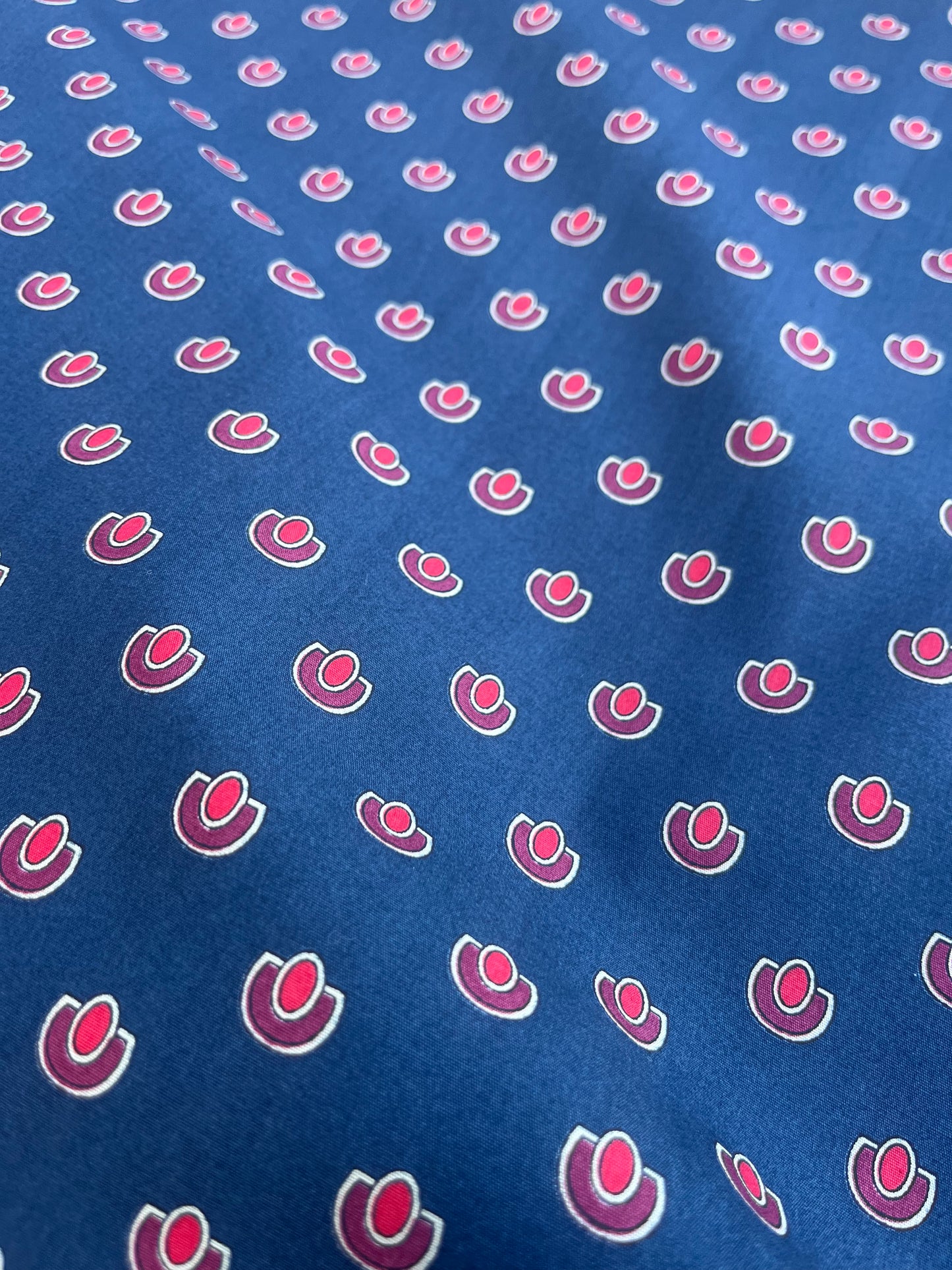 WINDSOR 009 poplin with small navy print