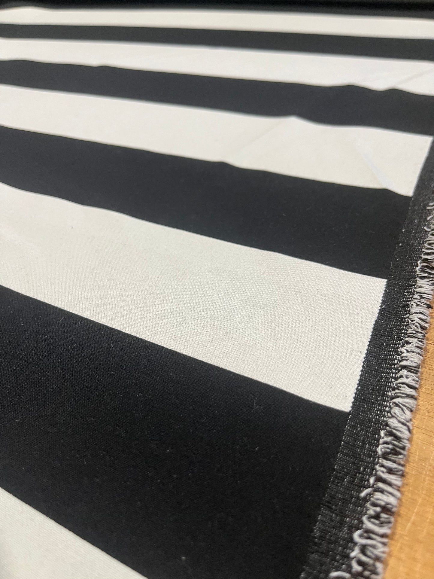 JUST 1050 stretch stripe black/white