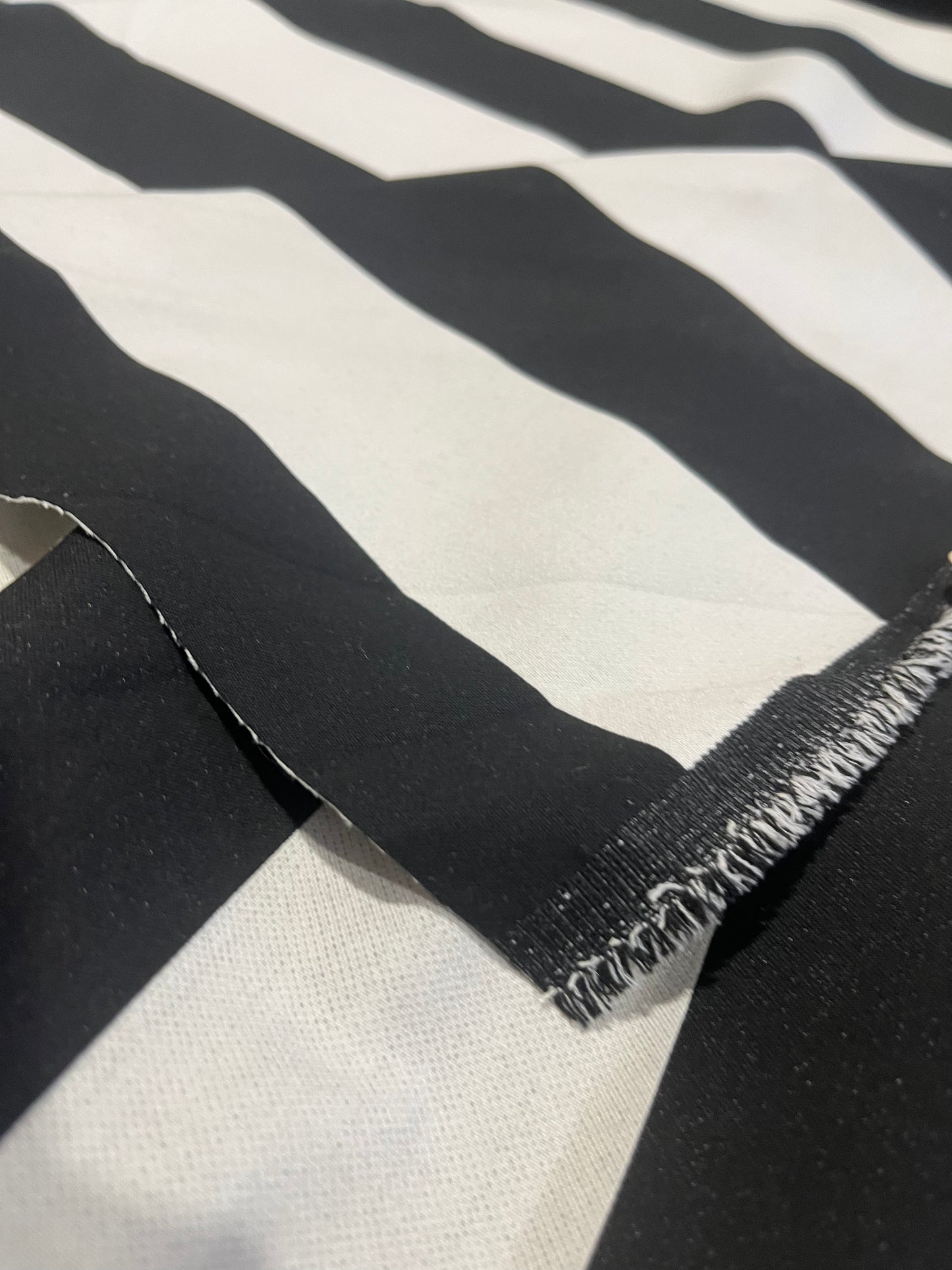 JUST 1050 stretch stripe black/white
