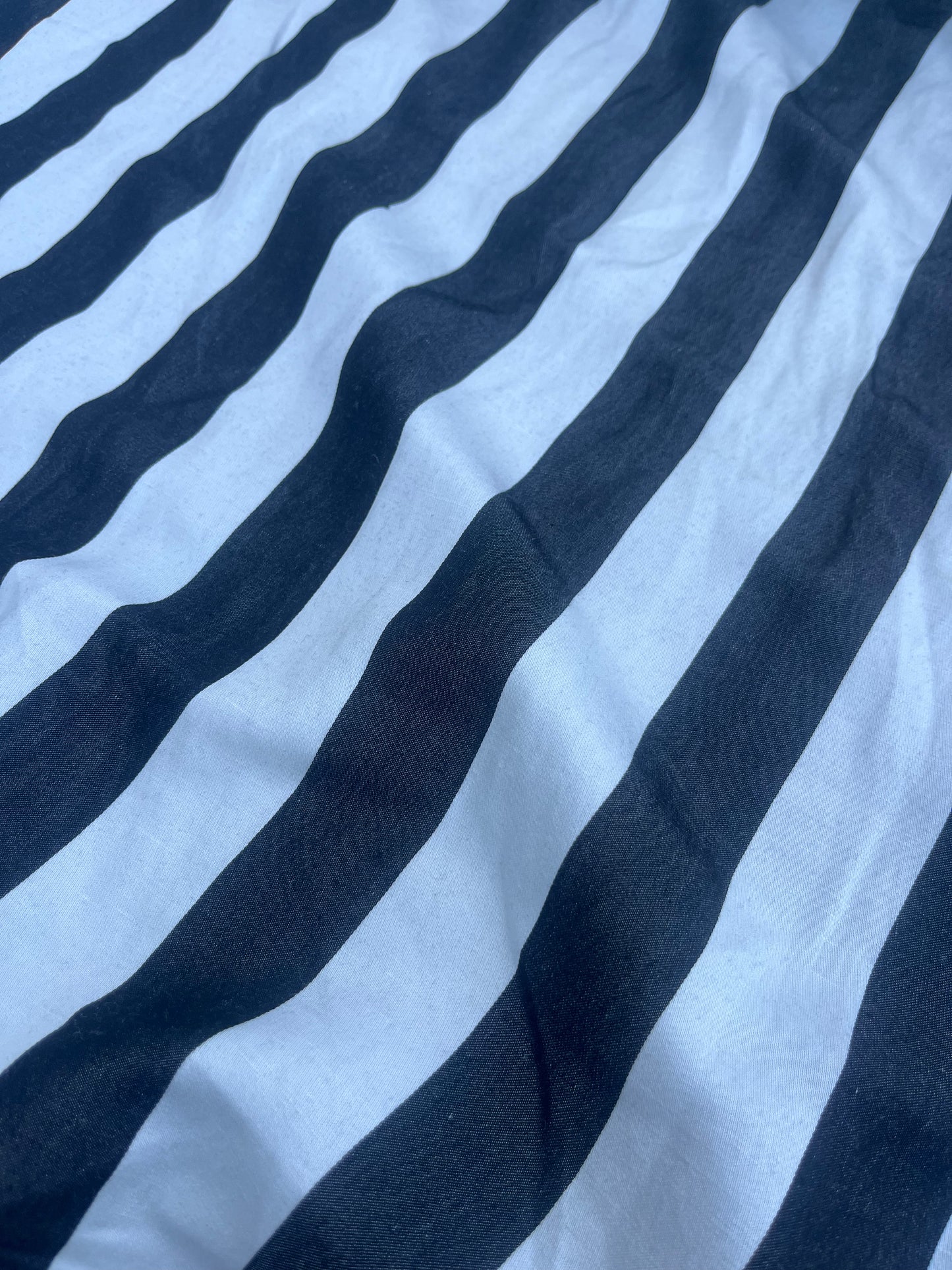 JUSTIN 001 crêpe stretch black/white stripe