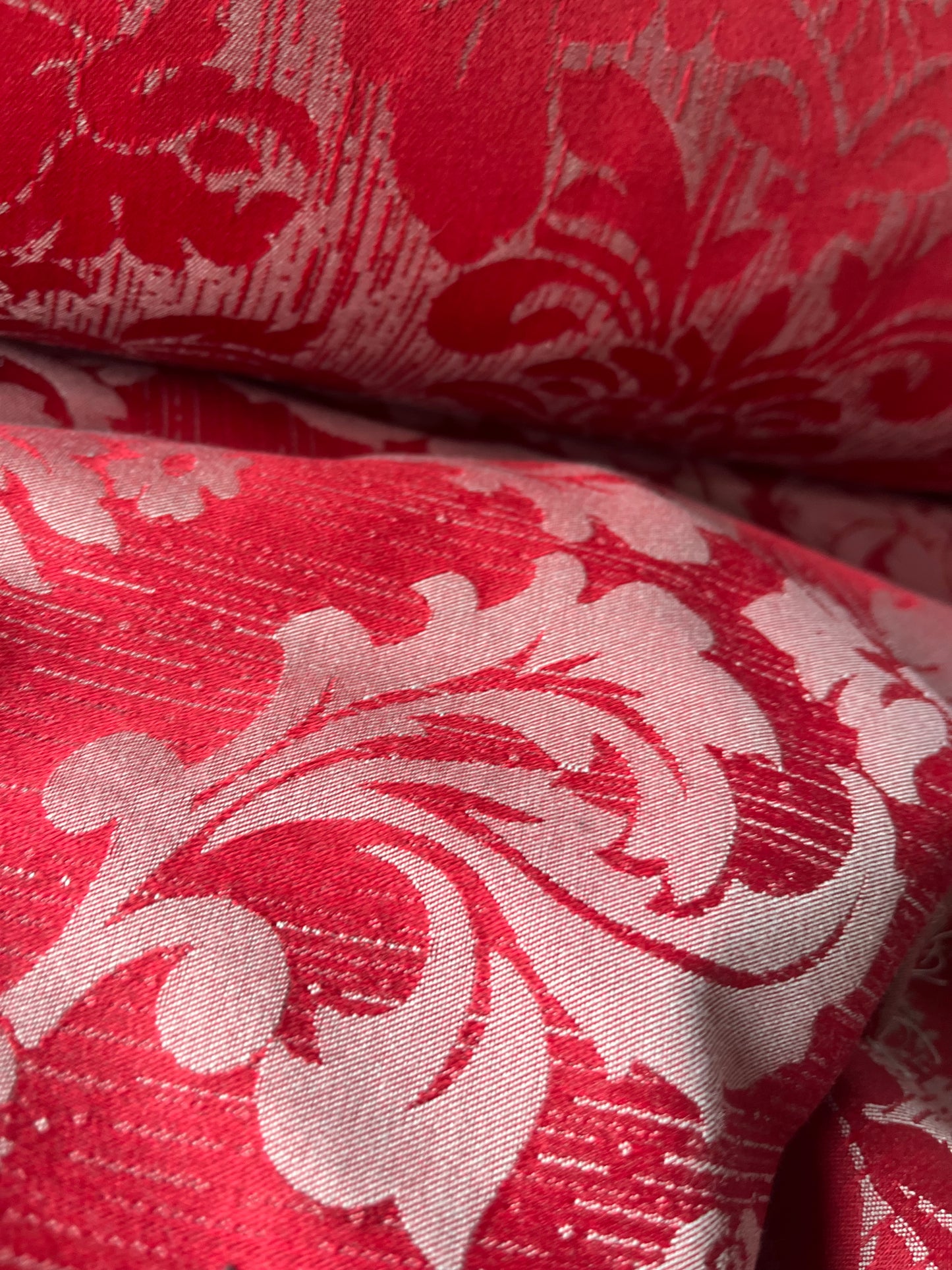 ALESSIA 020 cotton jacquard red ornamental design)
