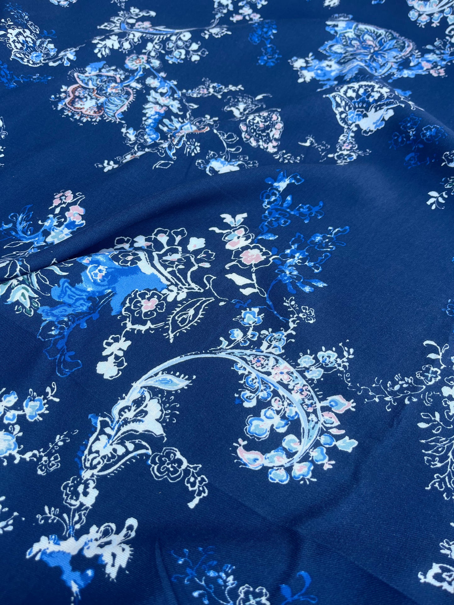 JUSTIN 012 viscose twill classical flowers