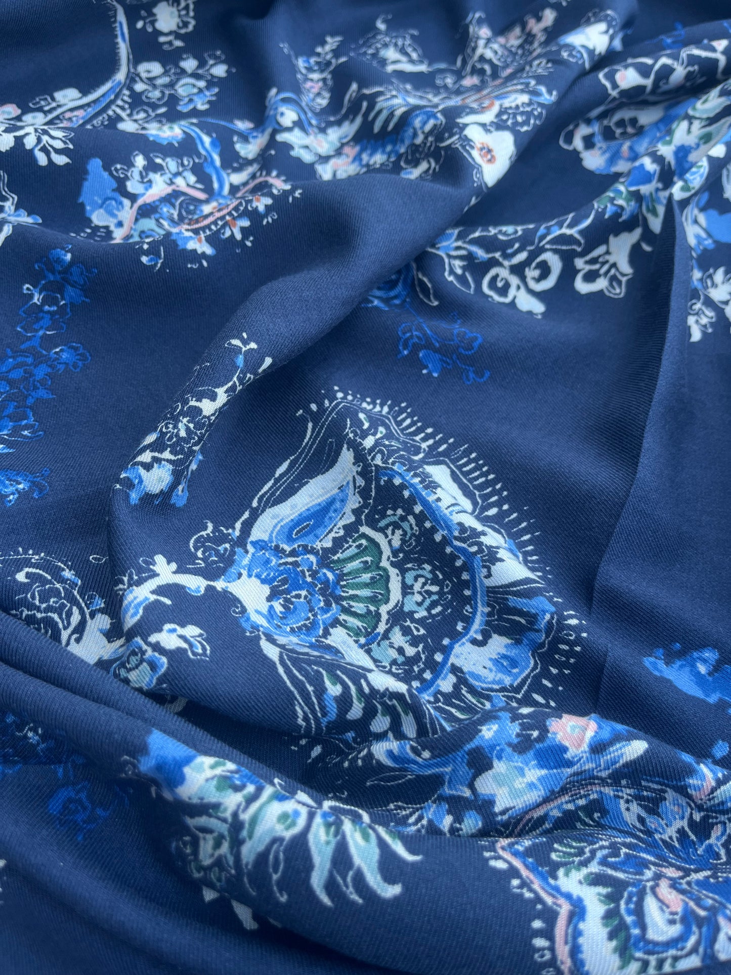 JUSTIN 012 viscose twill classical flowers