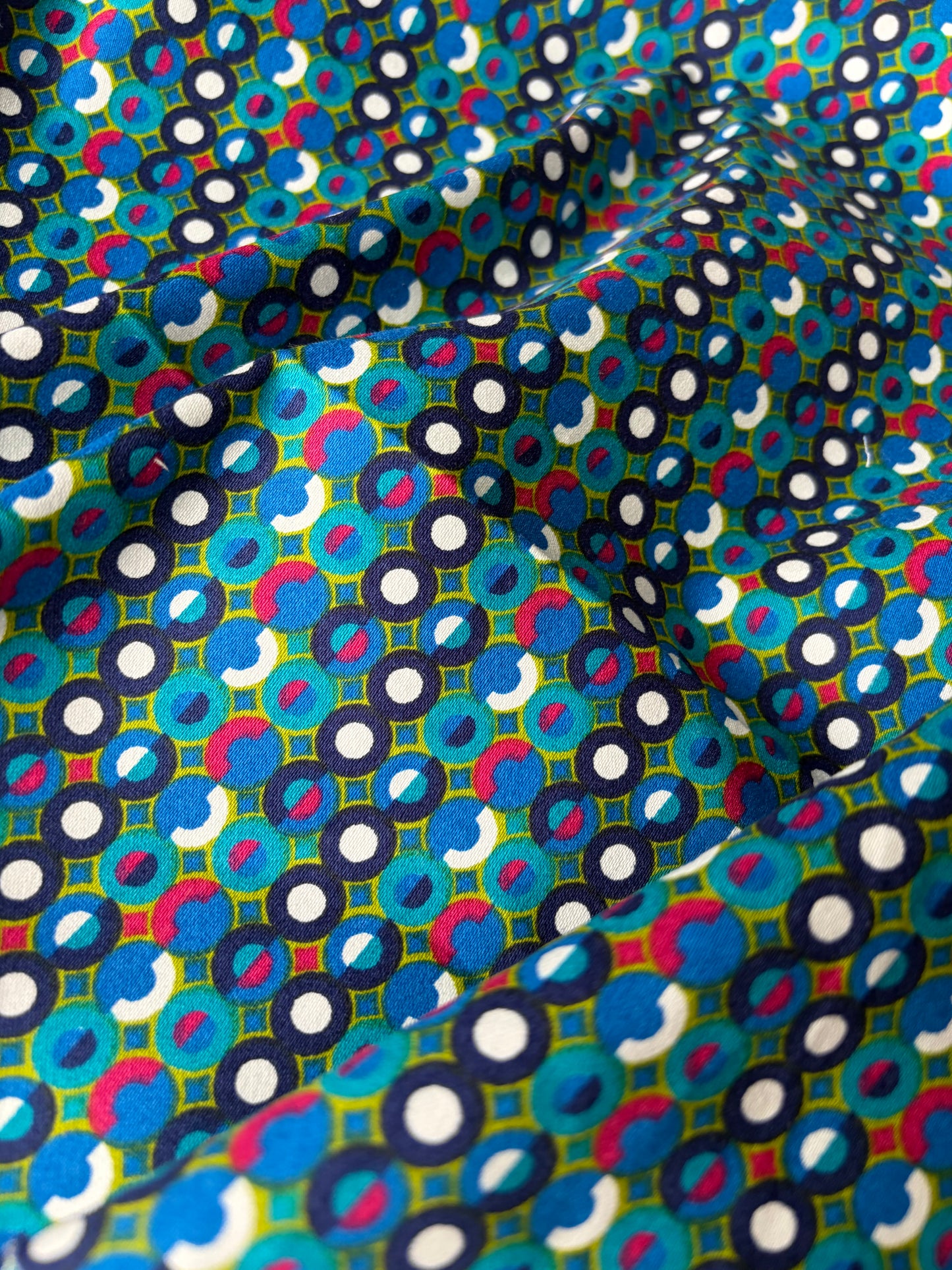 BOB 021 cotton satin stretch green rounds