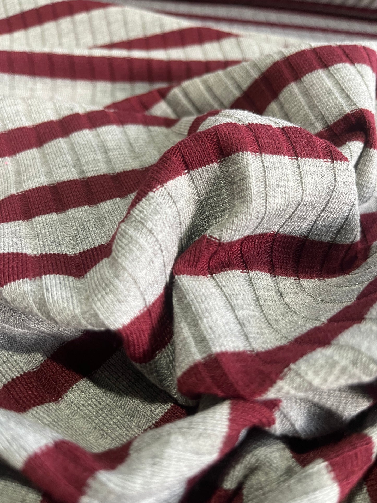 F02 RIB grey/bordeaux