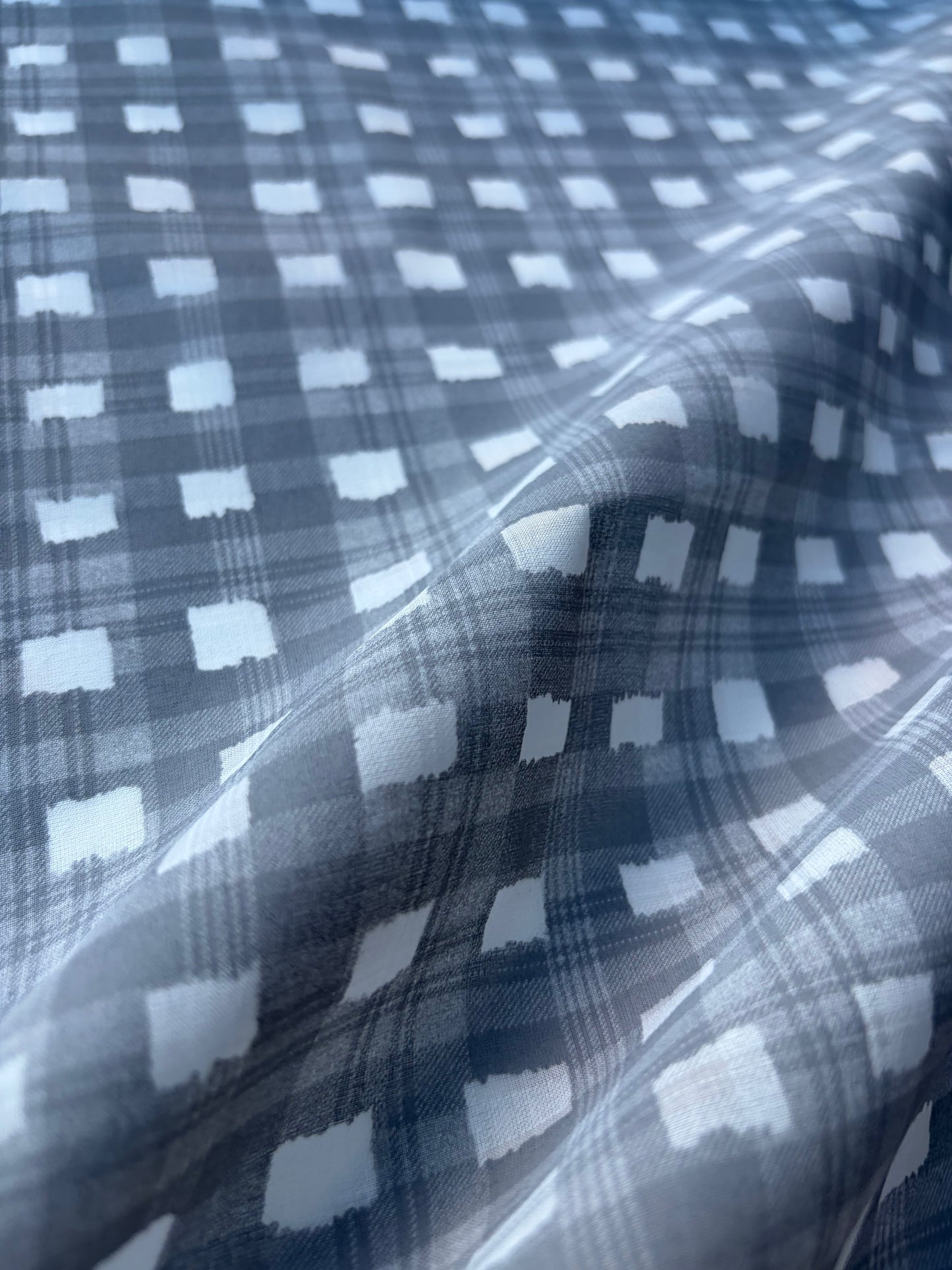 BURNS 003 grey checkered cotton voile print