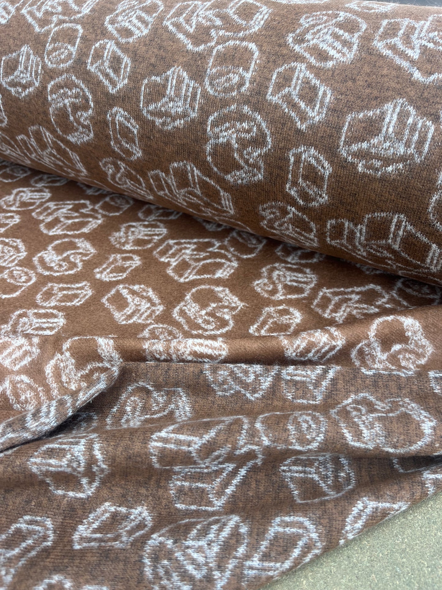 JUSTIN 022 boiled wool brown funny design
