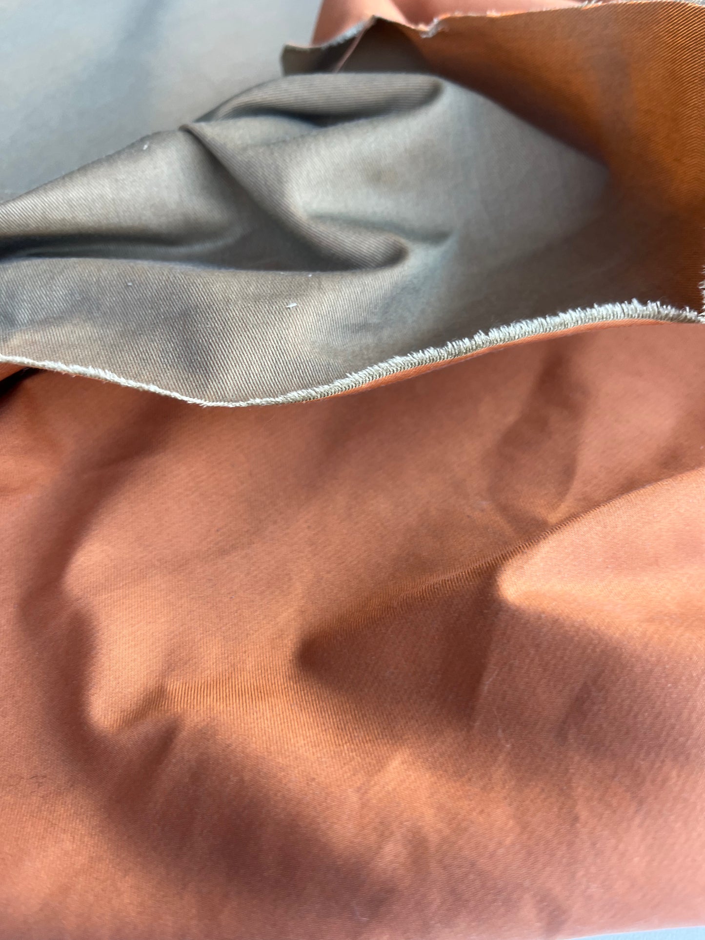 CLAIRE 004 waxed cotton twill double face