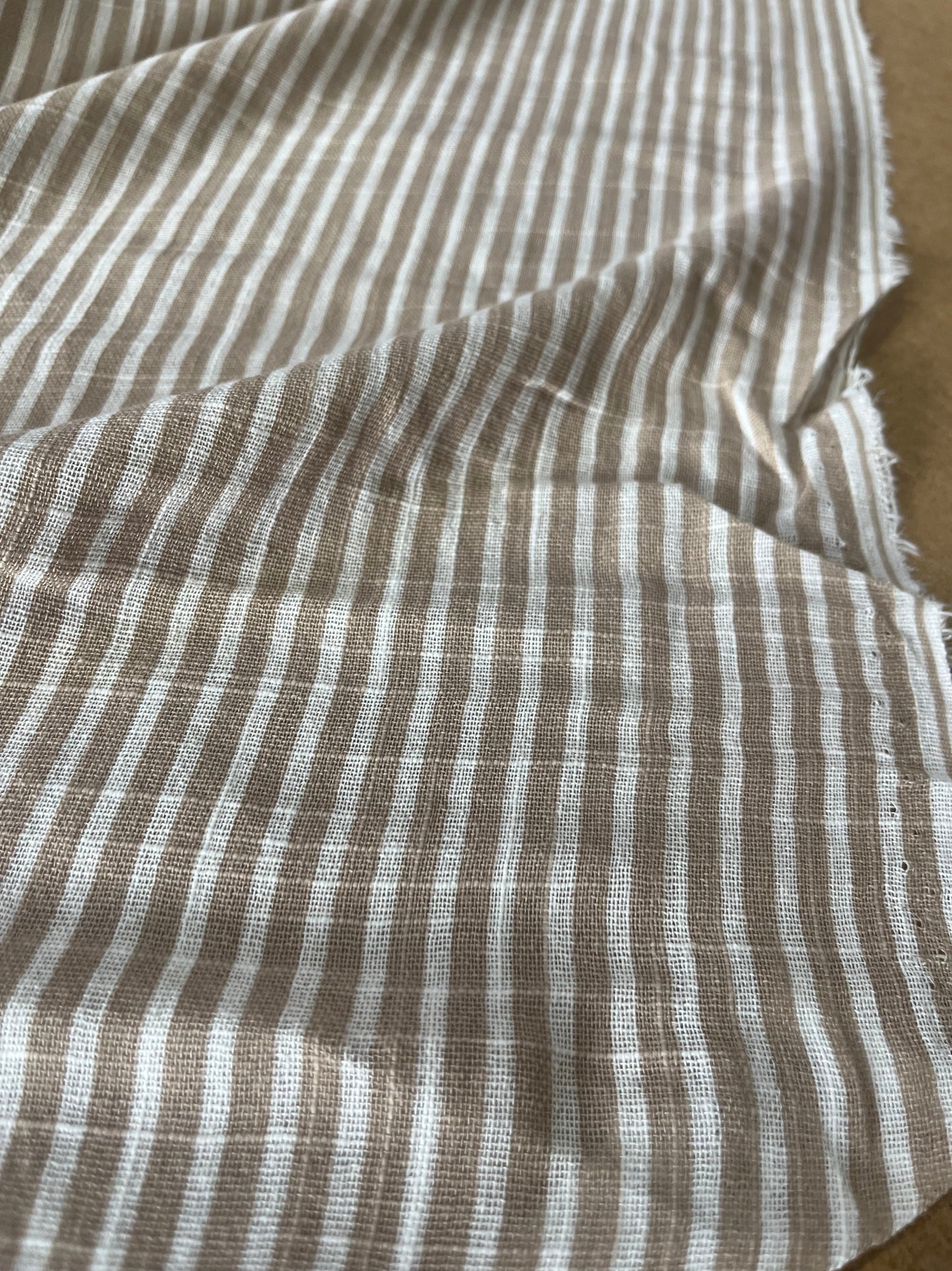Cesare 018 cotton gaze stripes sand