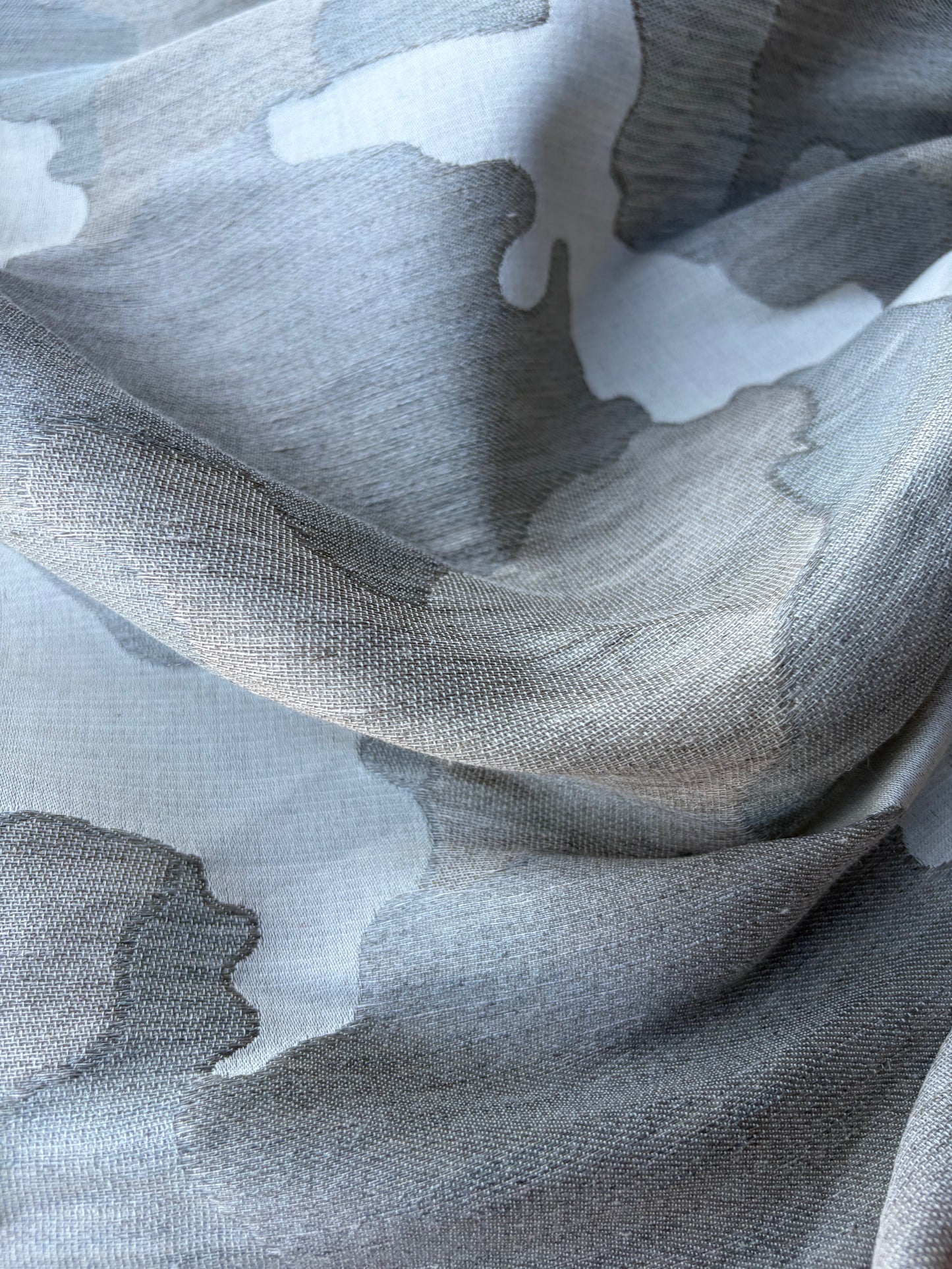 BURNS 024 natural colour linen jacquard