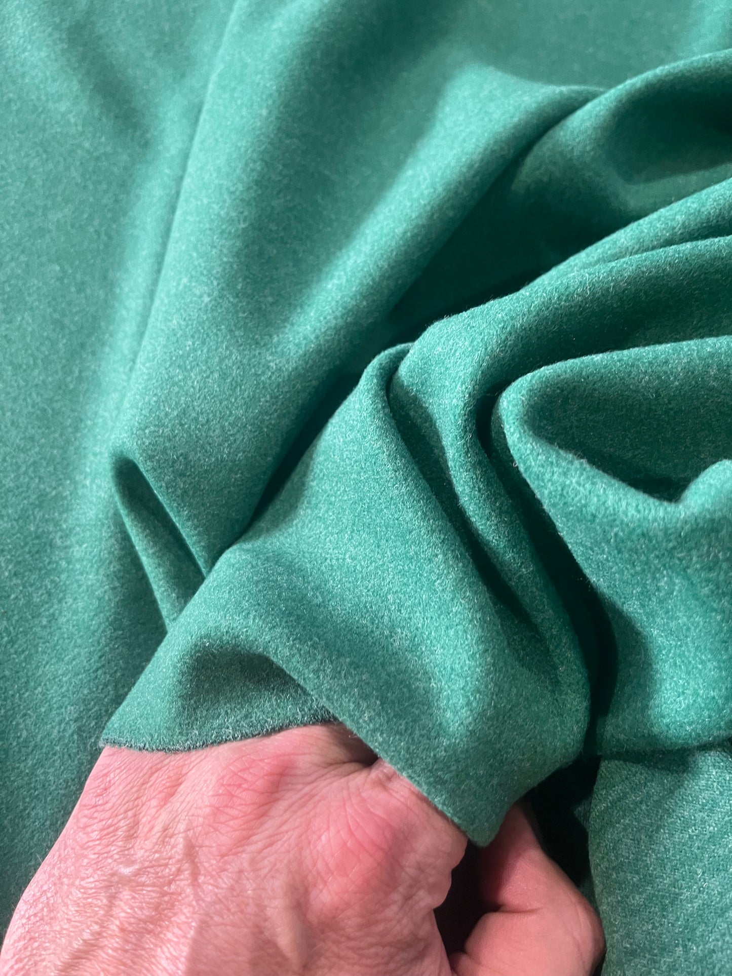 Cesare 024 heavy stretch fabric wool look bottle green