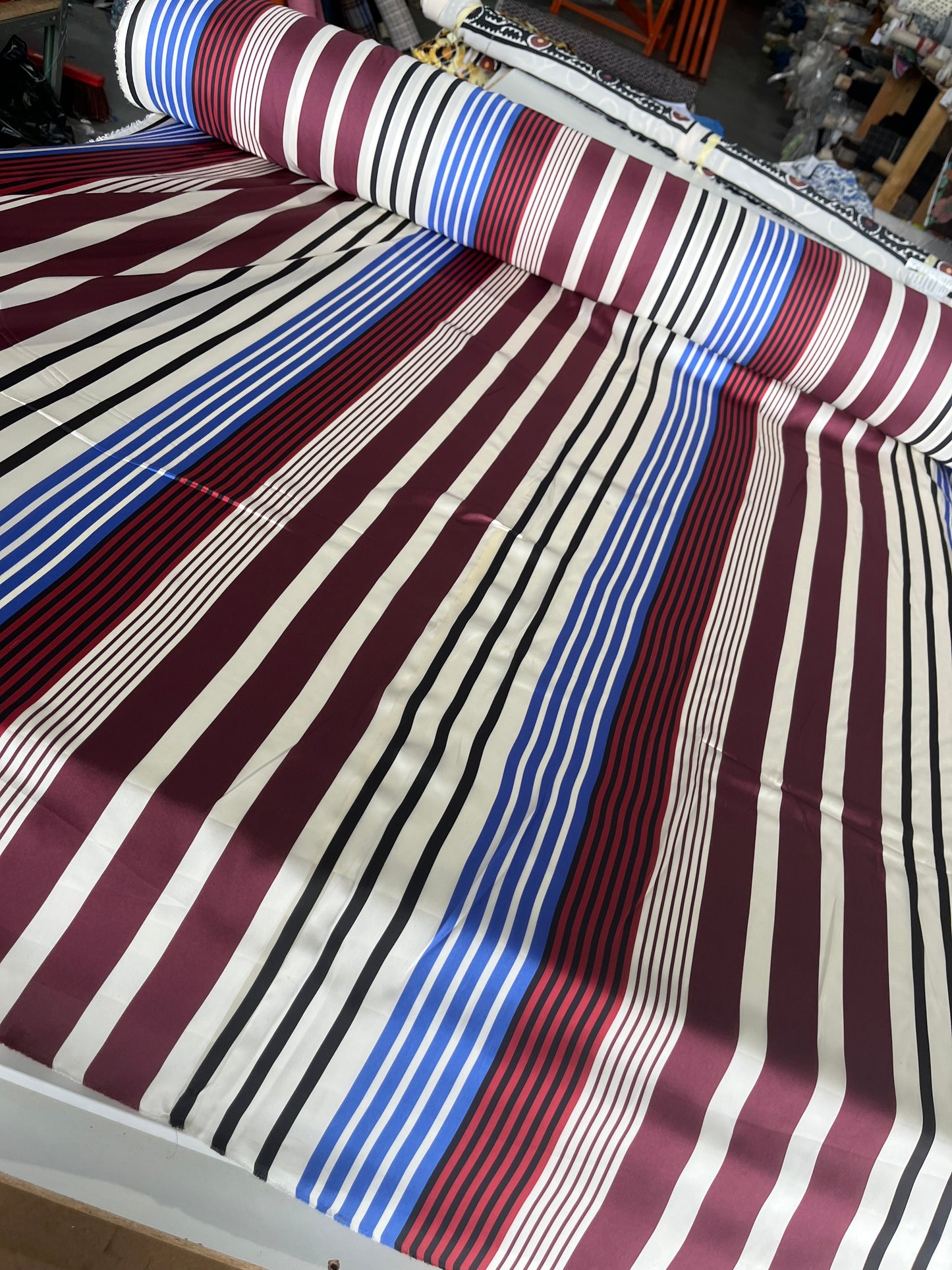 LC D01 MARTHA 455 satin with stripes