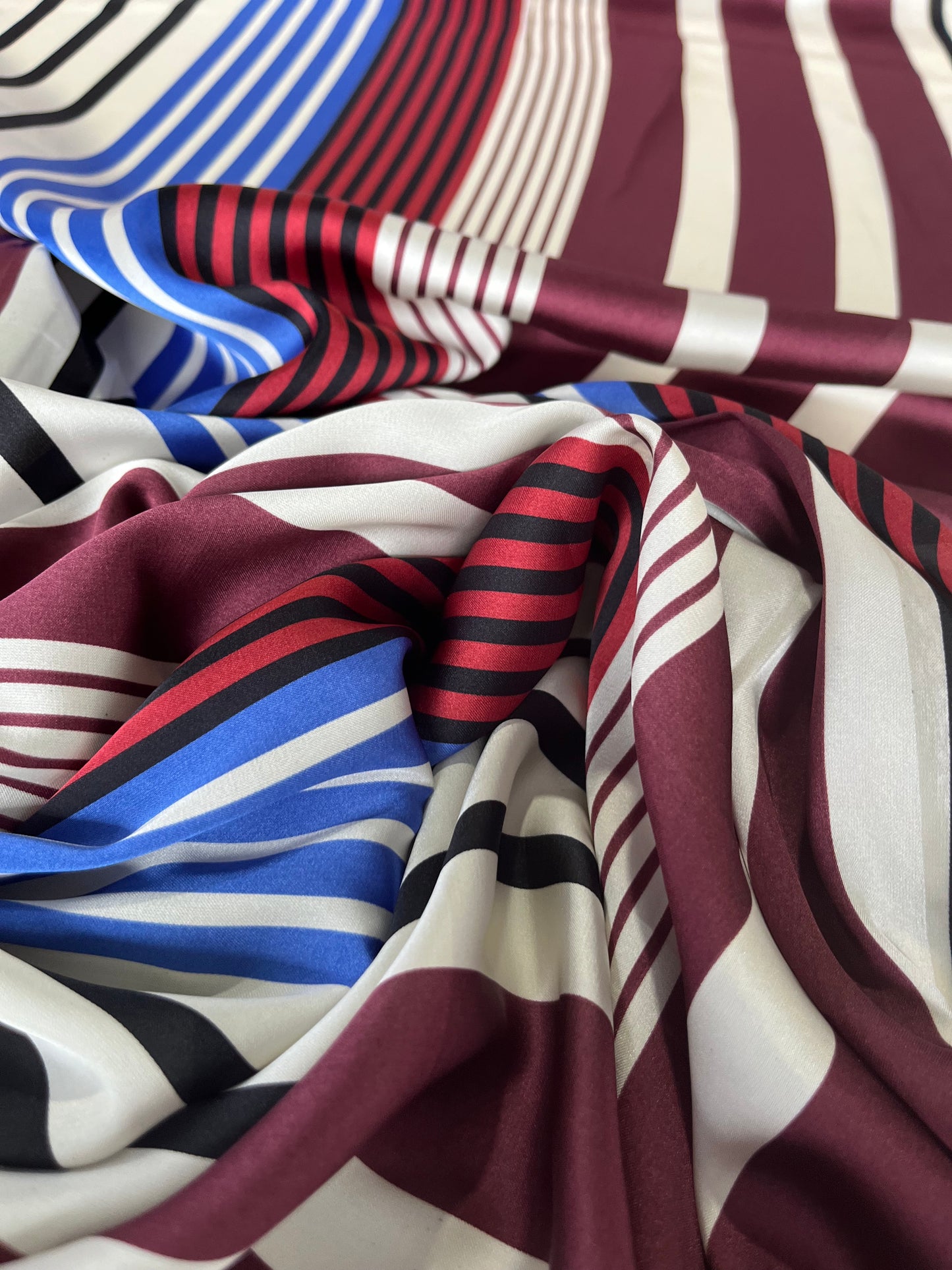 LC D01 MARTHA 455 satin with stripes