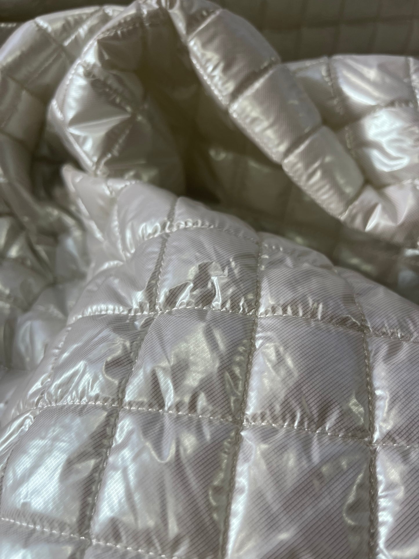 Cesare 034 quilted fabric soft champagne