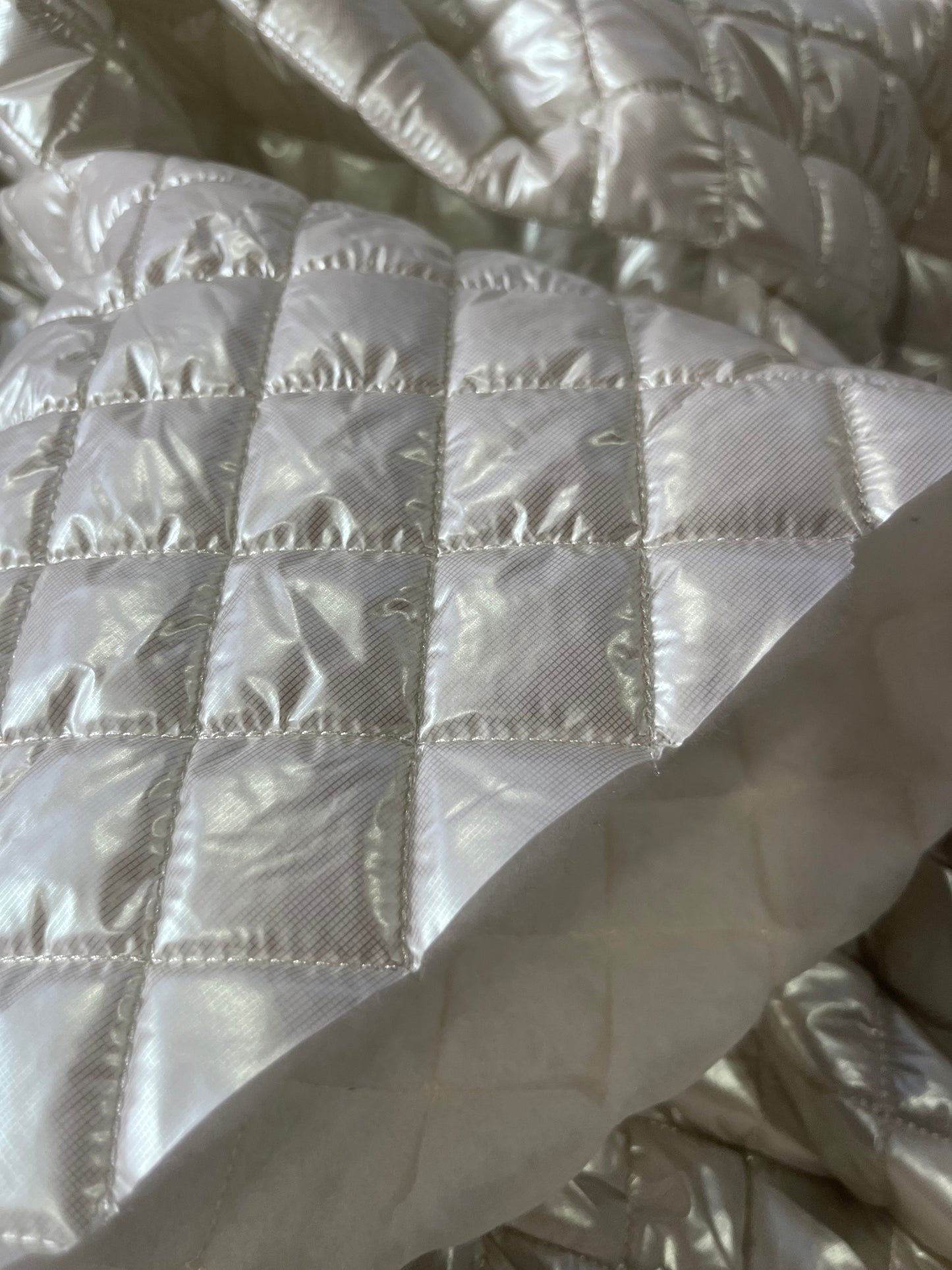 Cesare 034 quilted fabric soft champagne