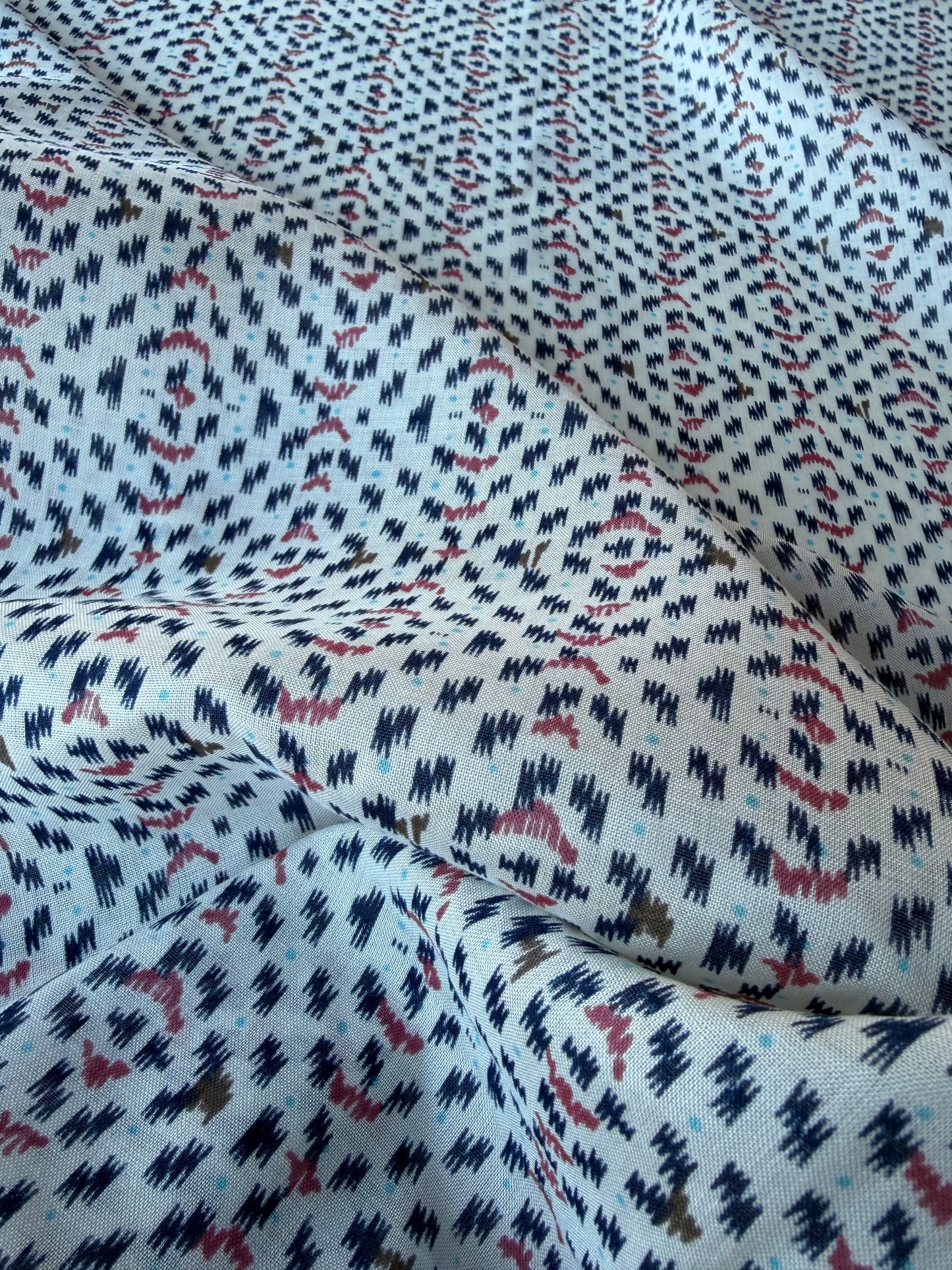 MARLON 012 cotton voile small navy/pink design